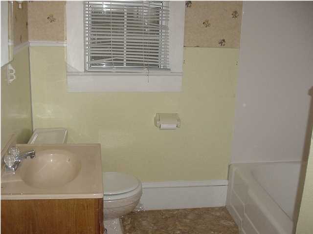 CRESTVIEW - Residential Lease