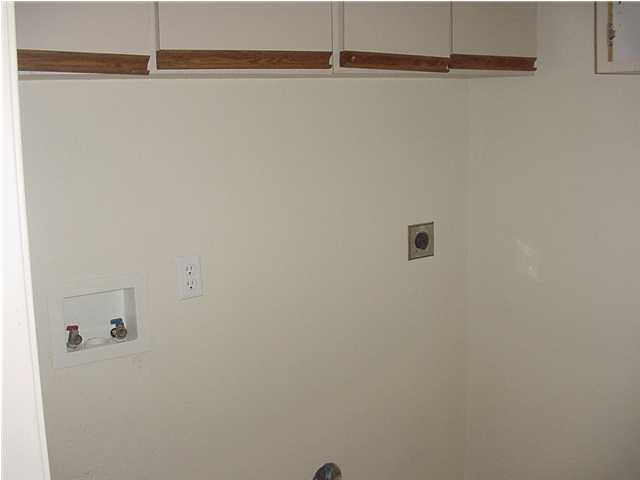 CRESTVIEW - Residential Lease