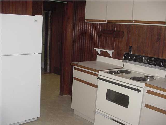 CRESTVIEW - Residential Lease