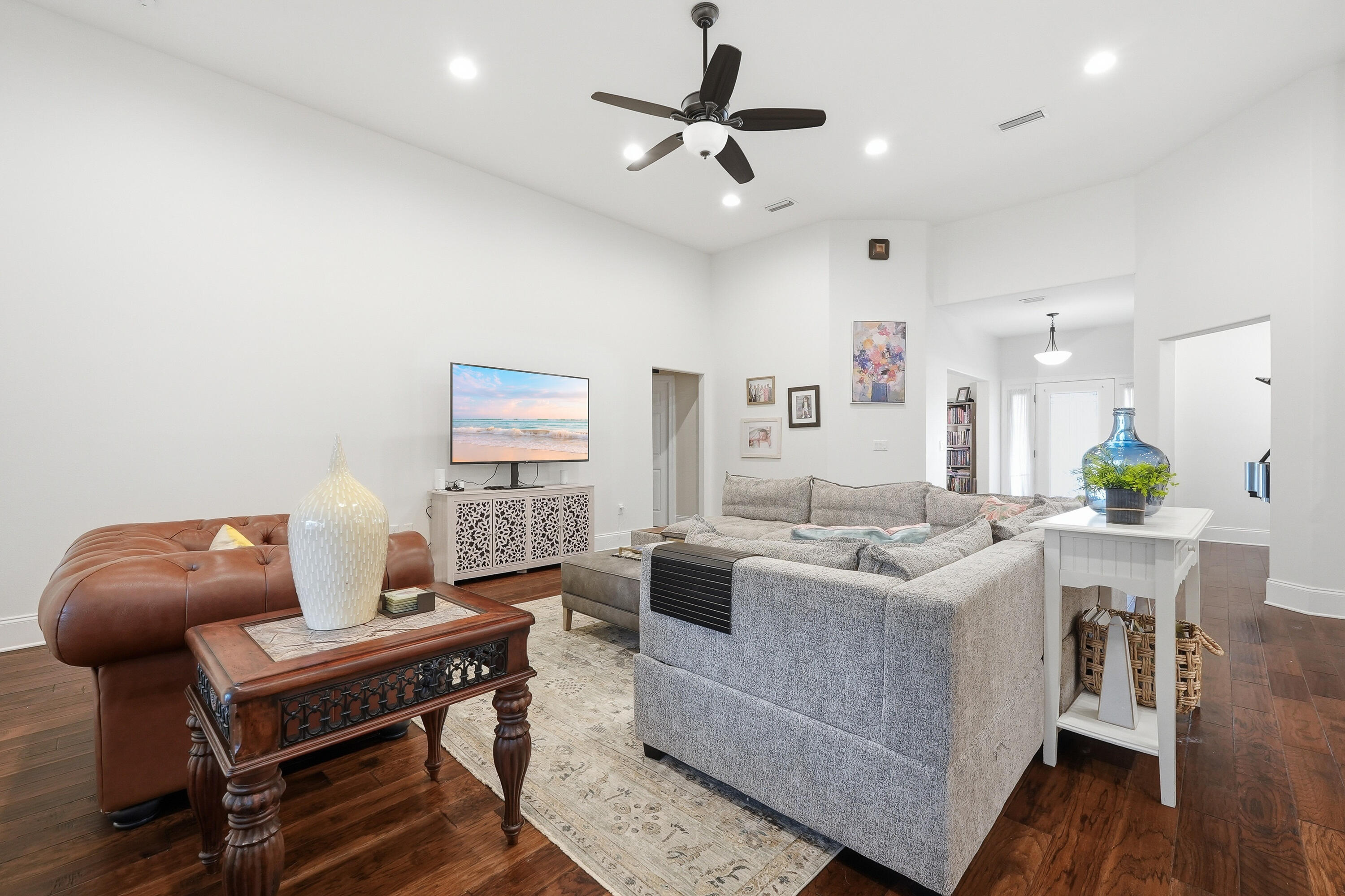 ROCKY BAYOU COUNTRY CLUB ESTATES 11 - Residential