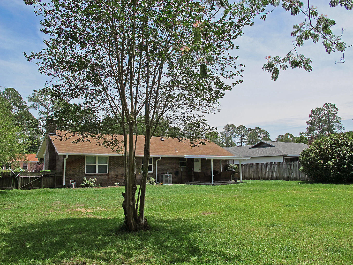 PINE MEADOWS - Residential