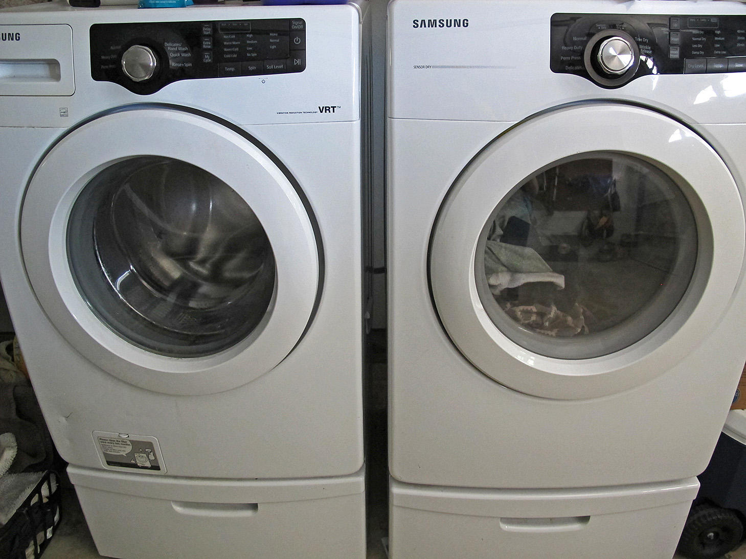 PINE MEADOWS - Residential