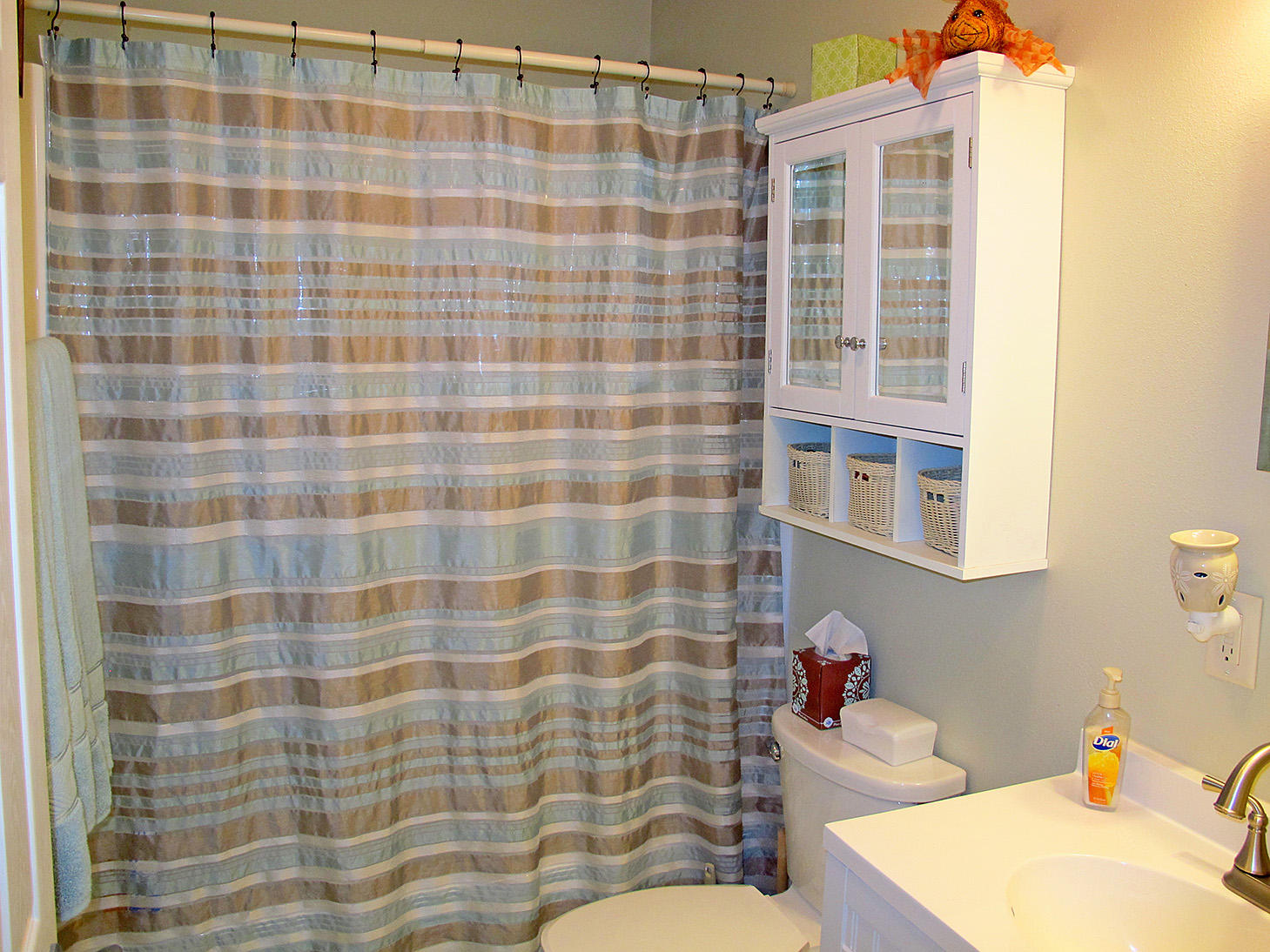 PINE MEADOWS - Residential