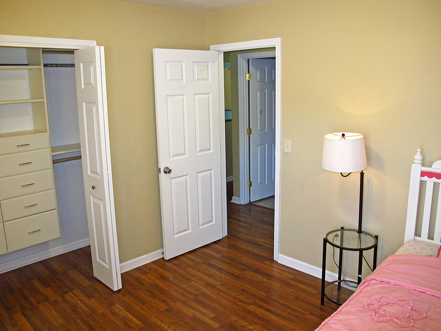 PINE MEADOWS - Residential