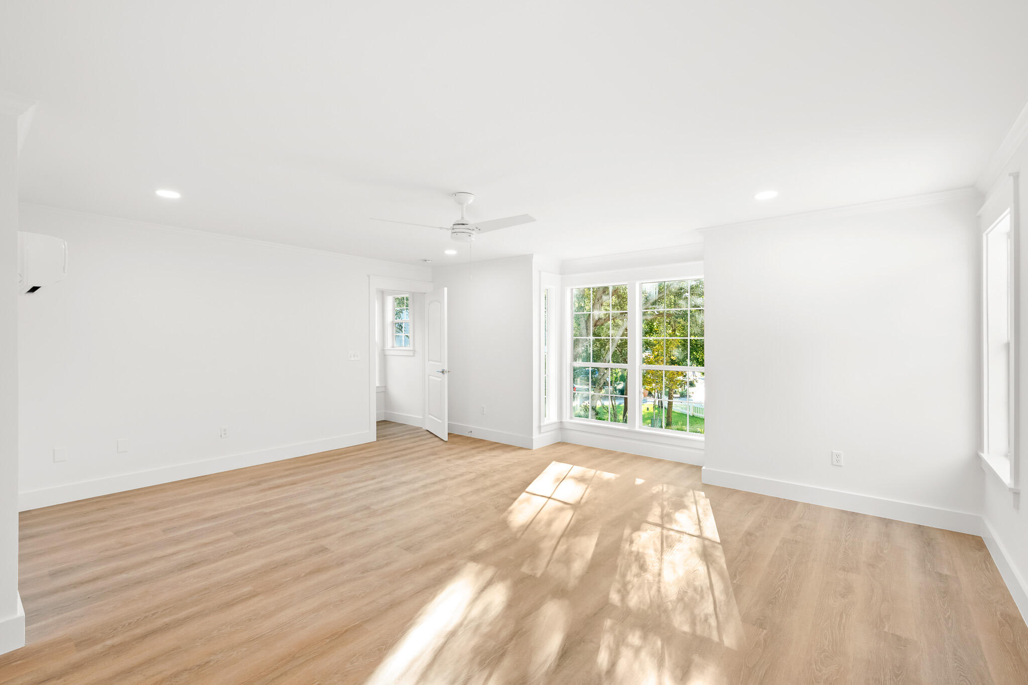 SEABREEZE - Residential