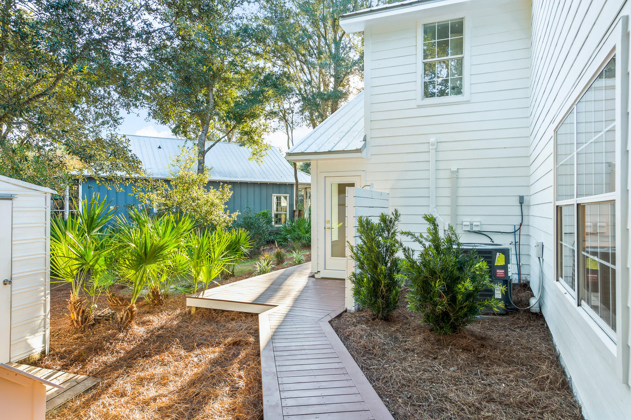 SEABREEZE - Residential