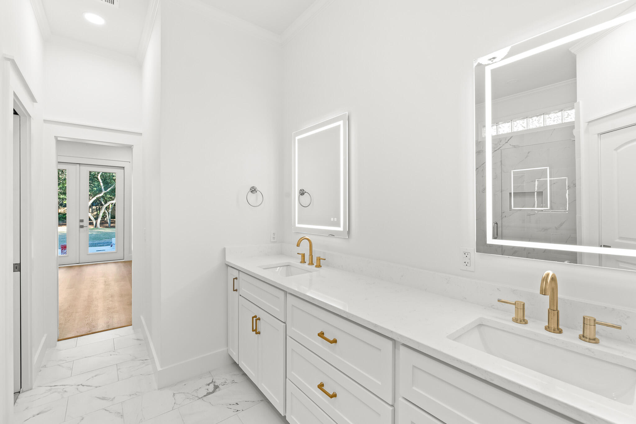 SEABREEZE - Residential