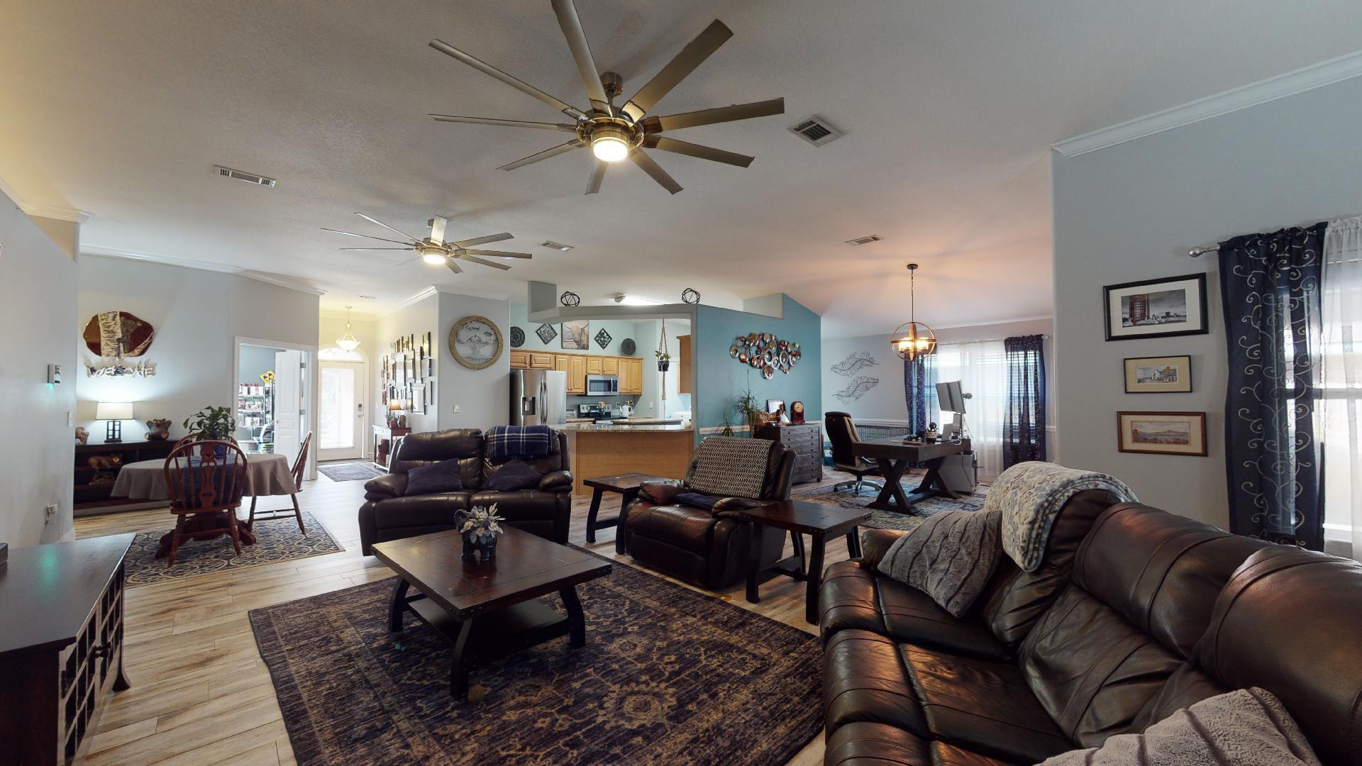 LIGHTHOUSE POINTE - Residential