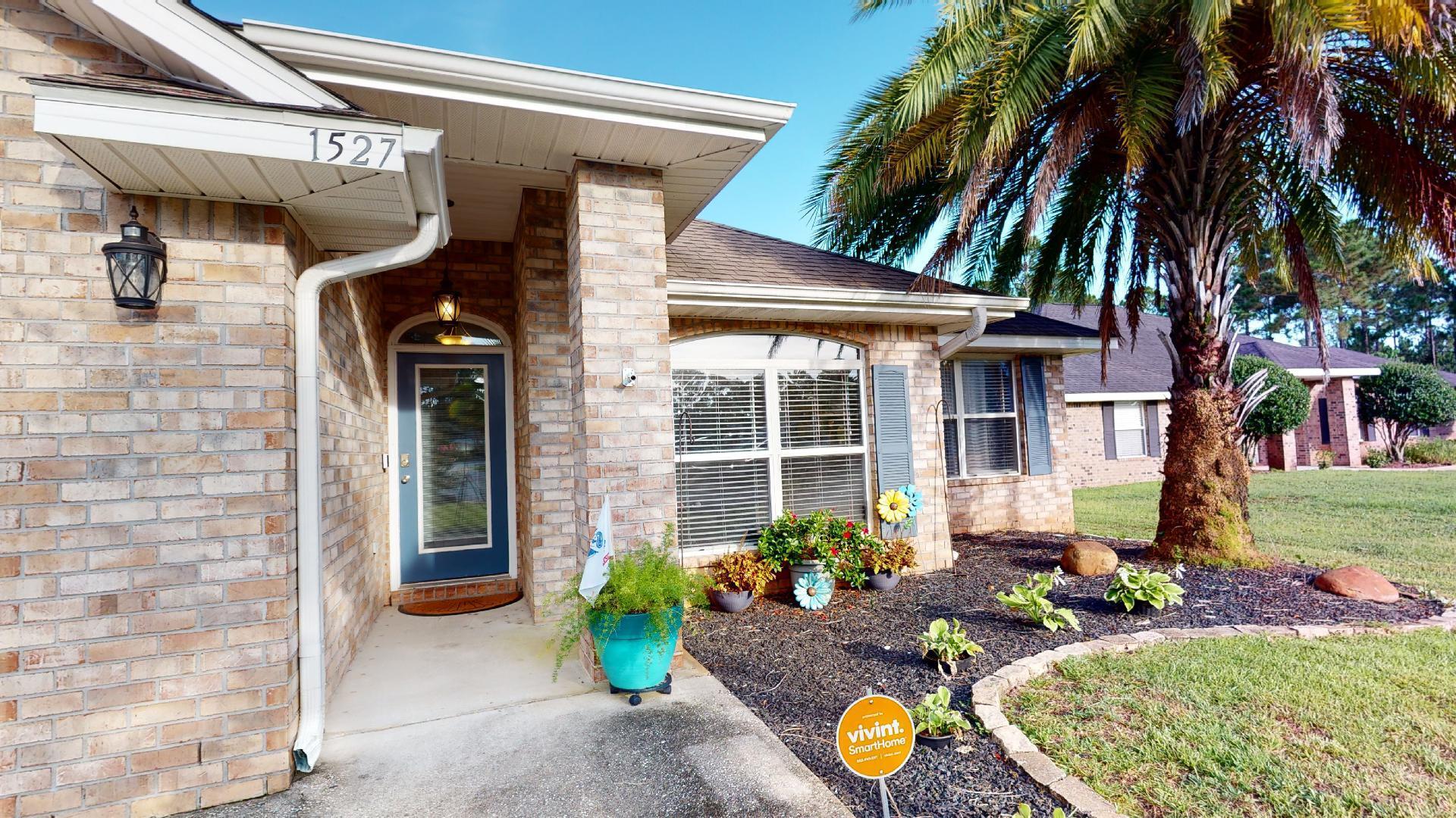 LIGHTHOUSE POINTE - Residential