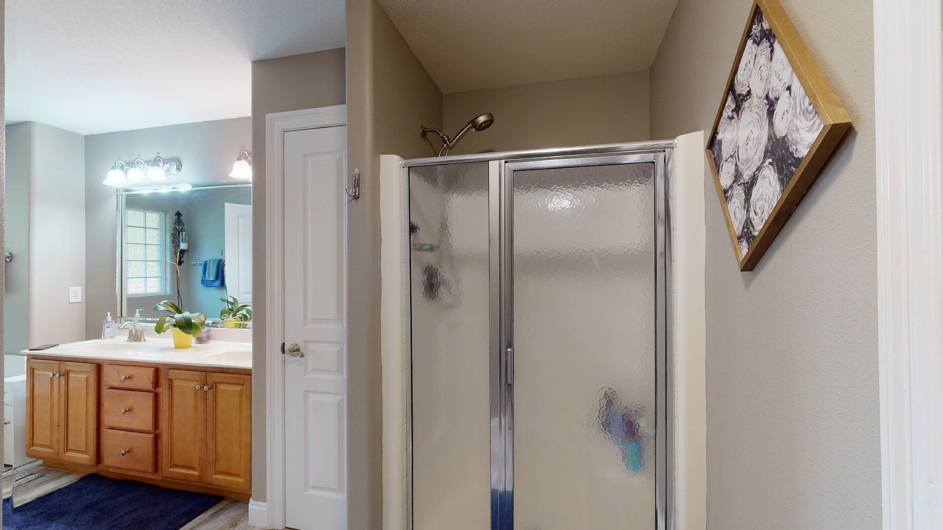 LIGHTHOUSE POINTE - Residential