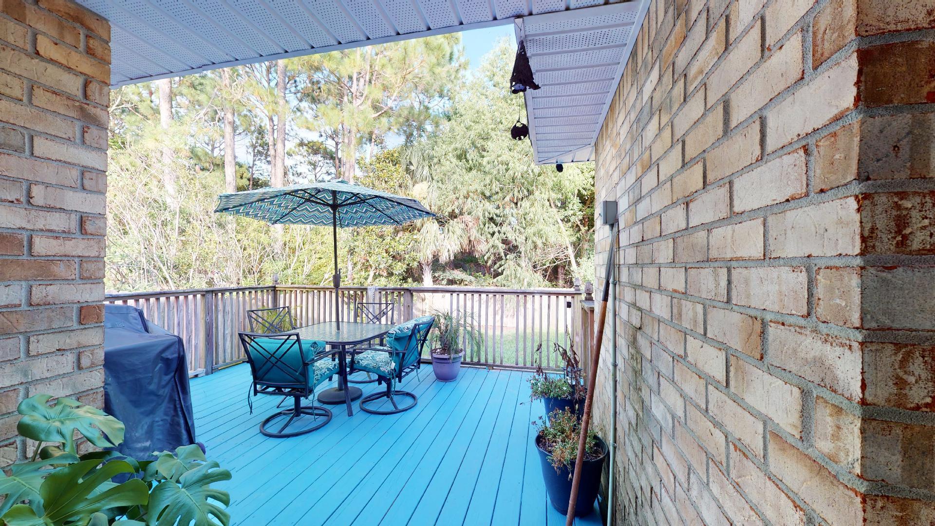 LIGHTHOUSE POINTE - Residential