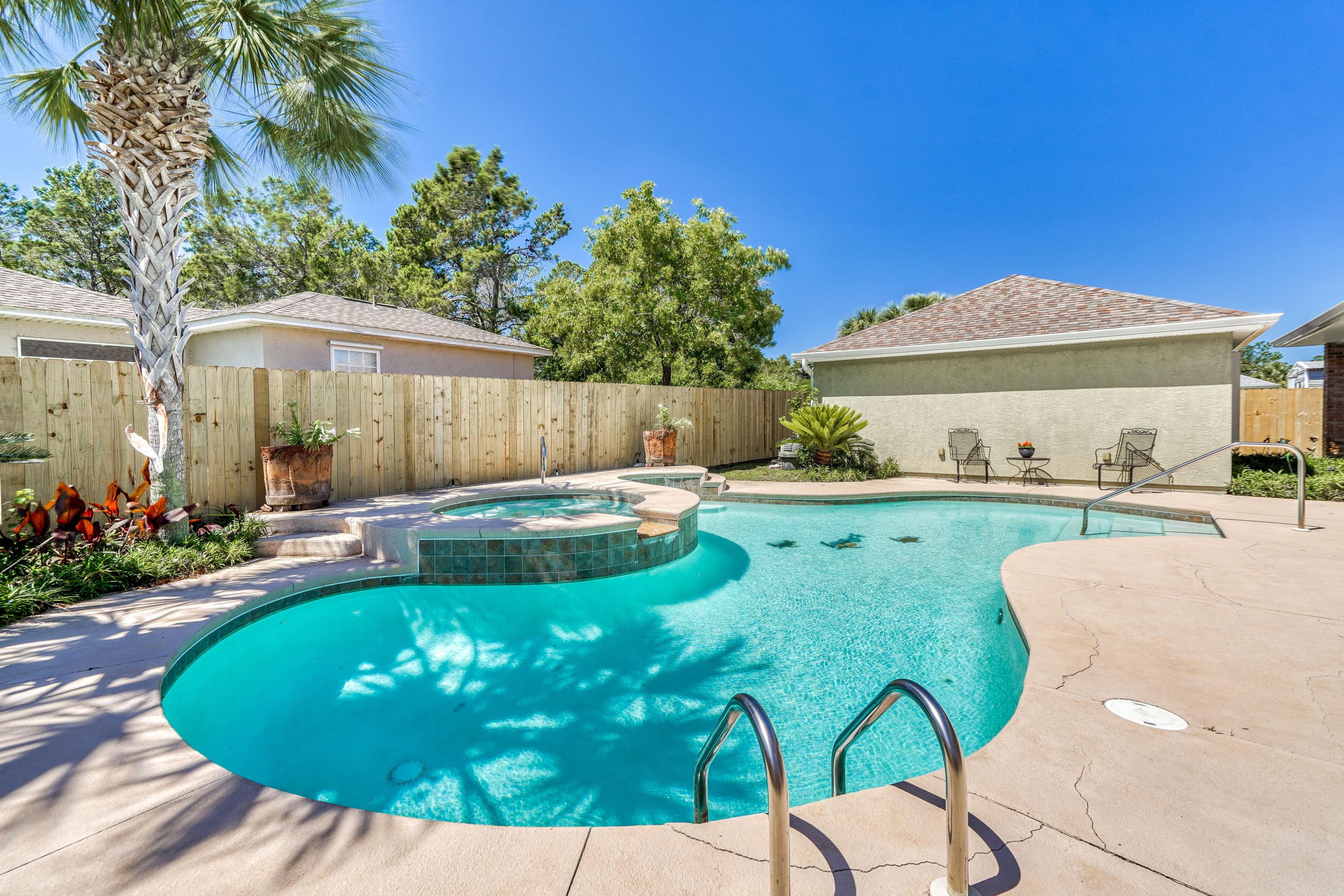 GULF VISTA - Residential