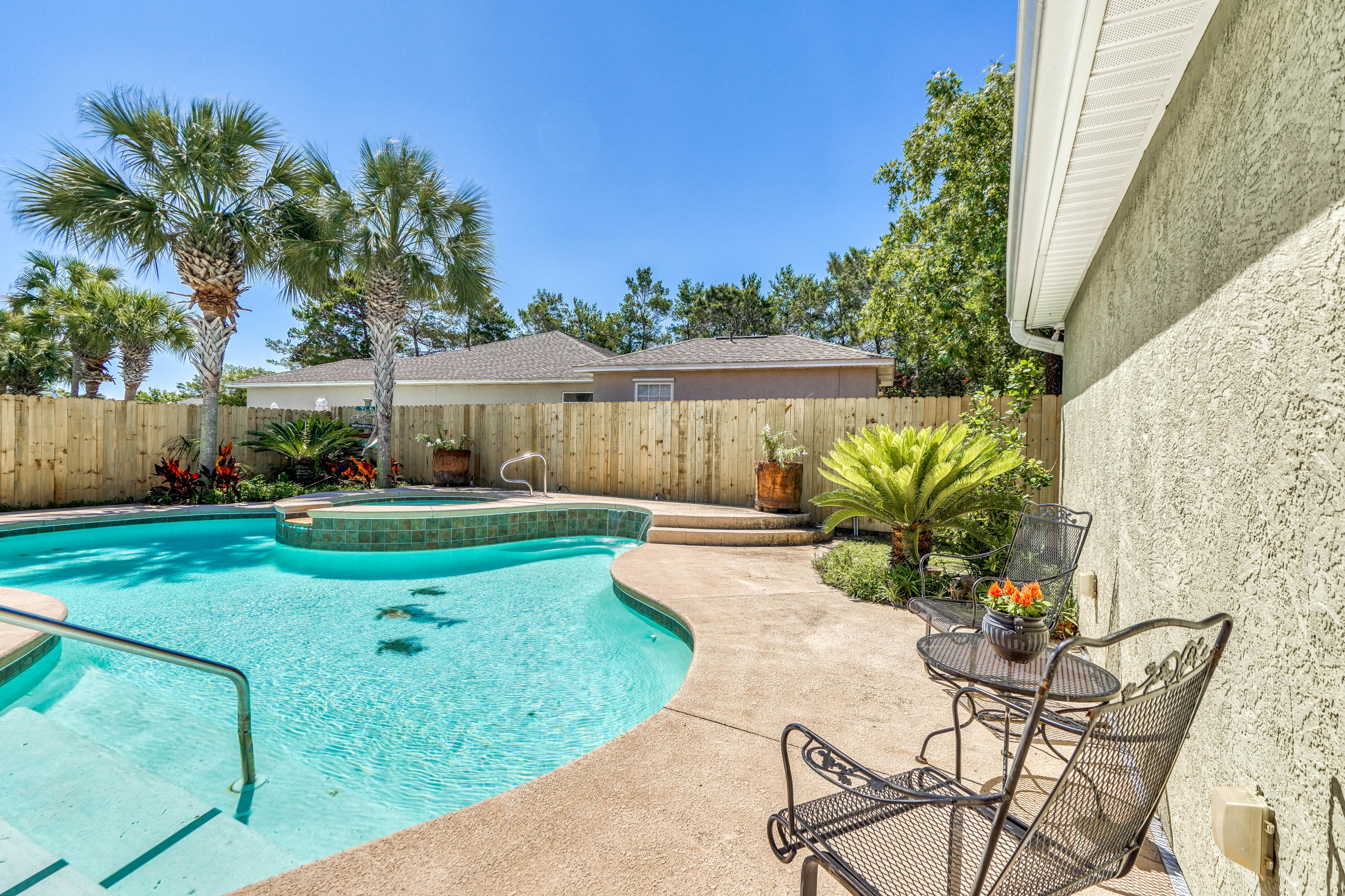 GULF VISTA - Residential