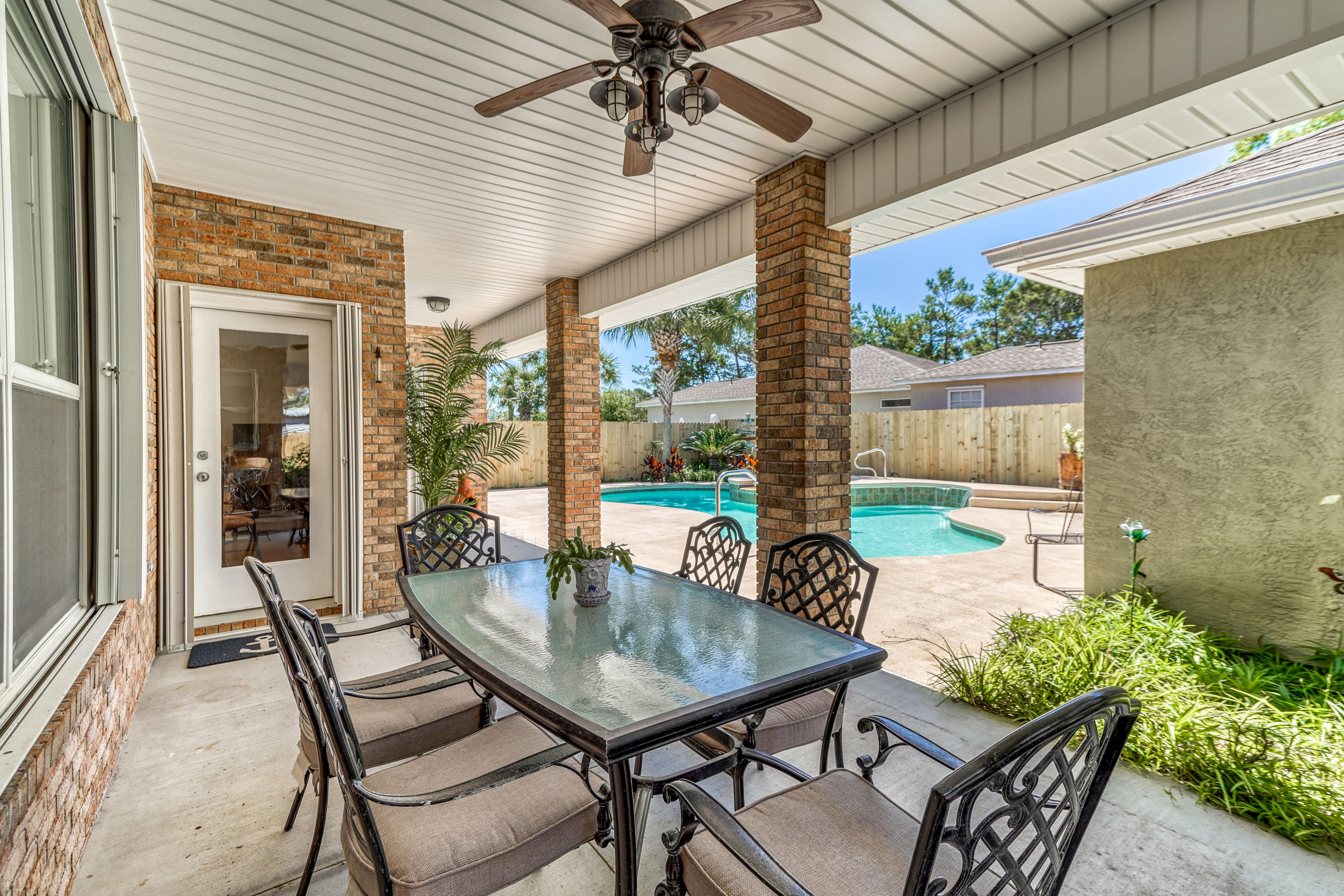 GULF VISTA - Residential