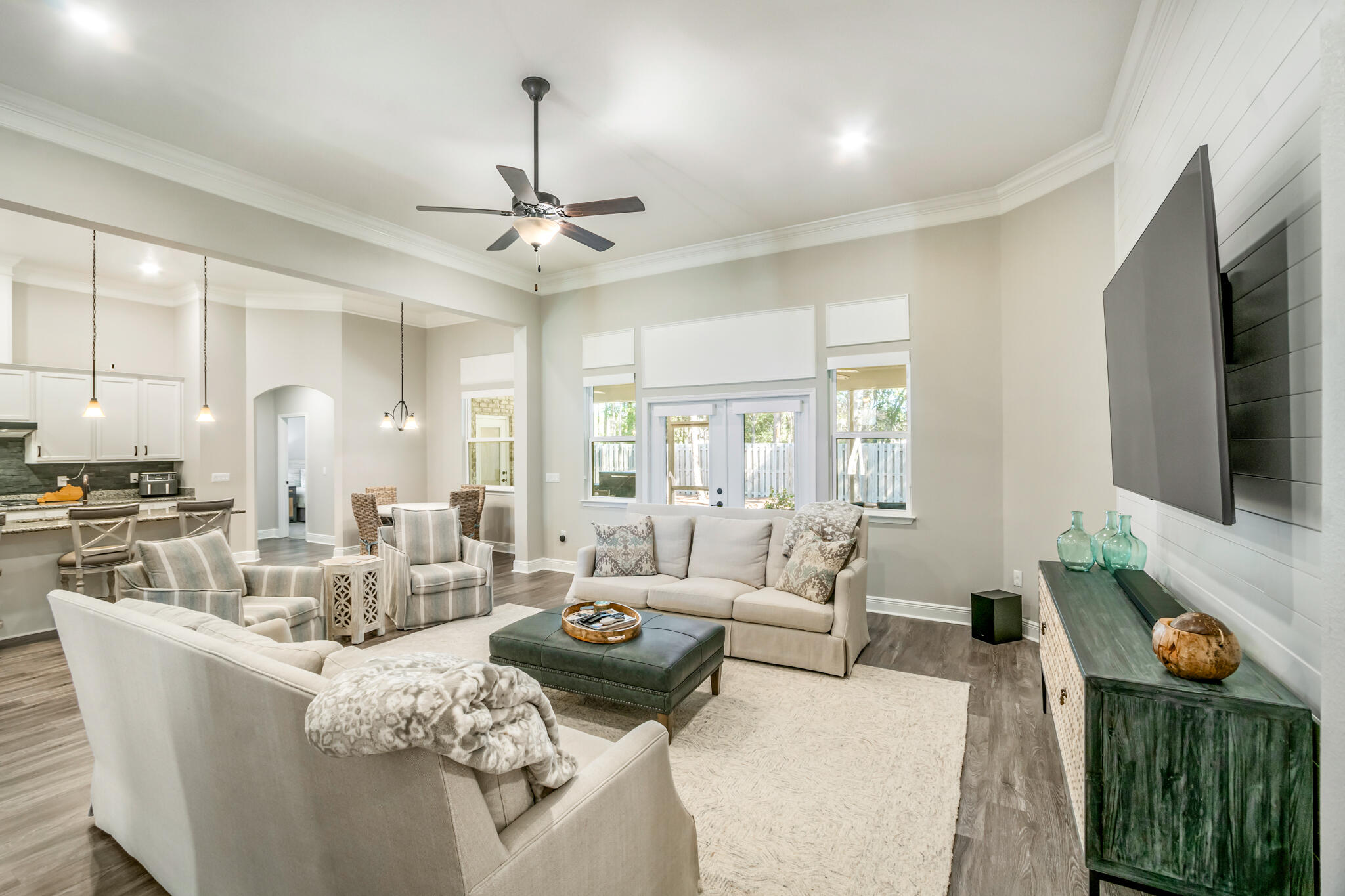 HAMMOCK BAY - Residential