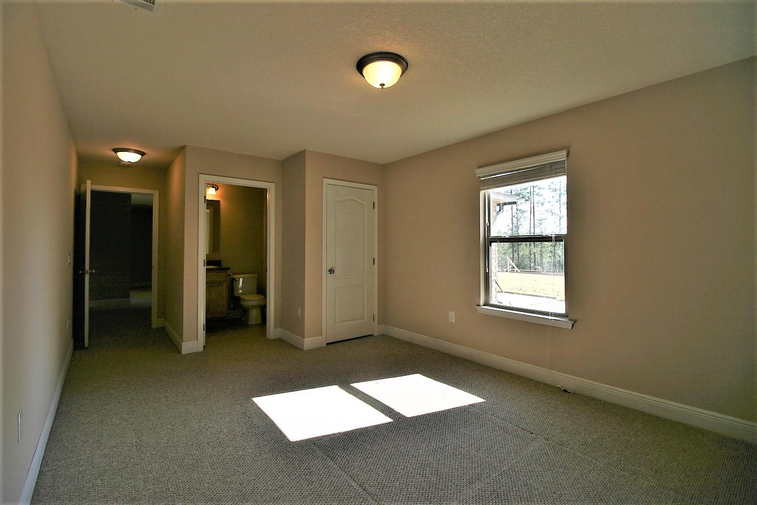 YELLOW RIVER PLANTATION - Residential Lease