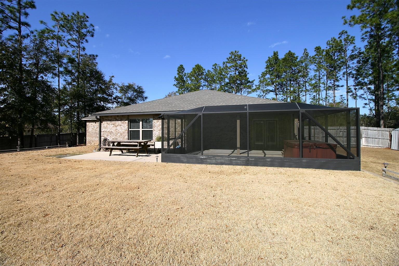 YELLOW RIVER PLANTATION - Residential Lease