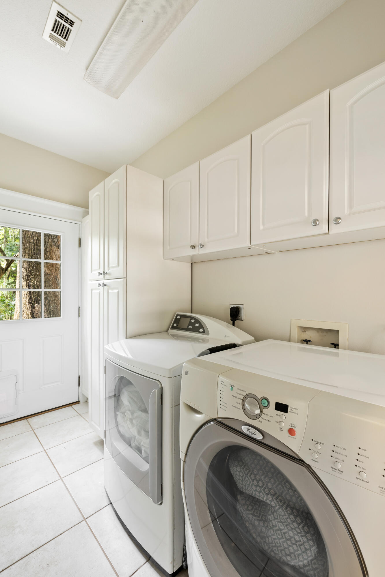 MOORES LANDING - Residential