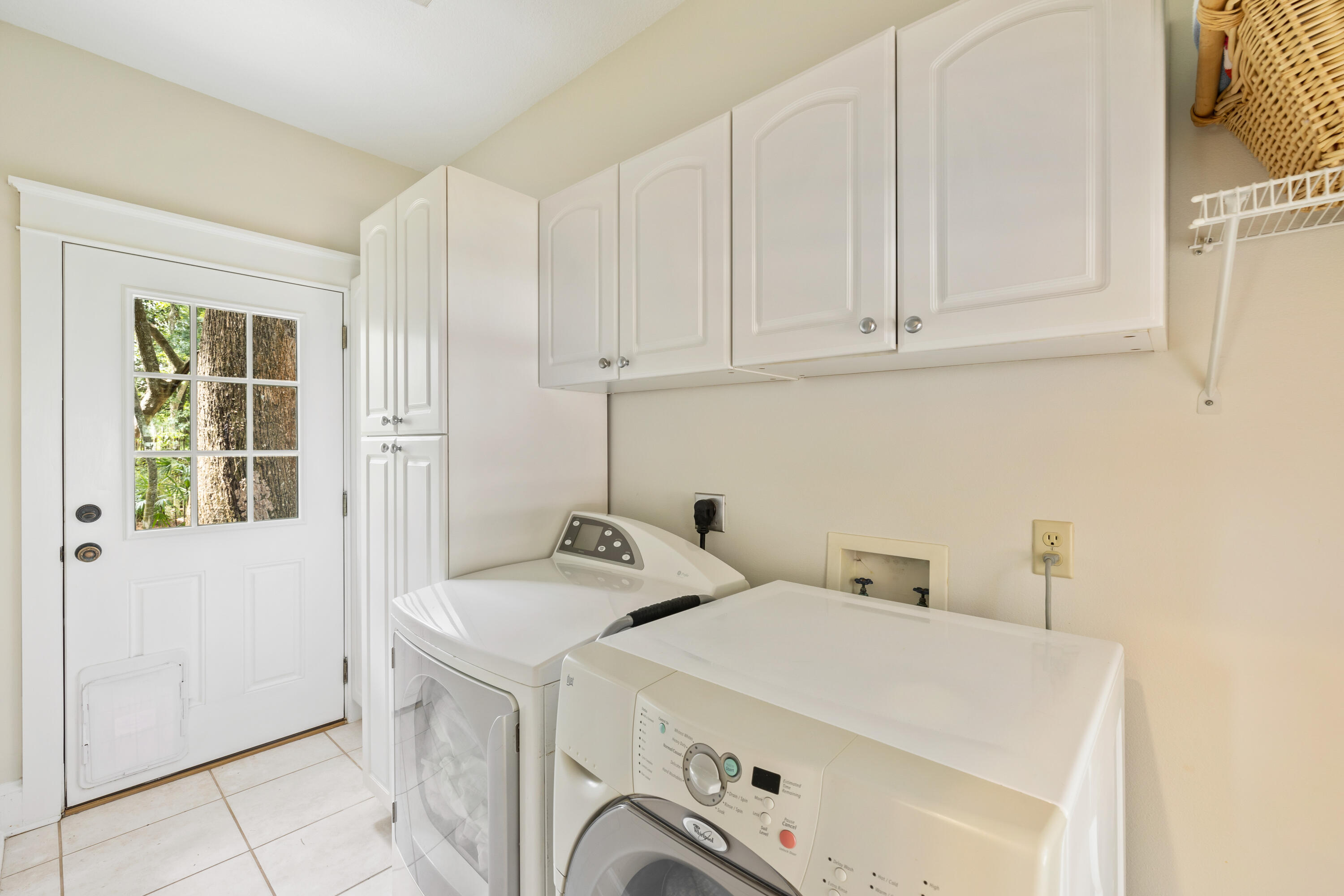 MOORES LANDING - Residential