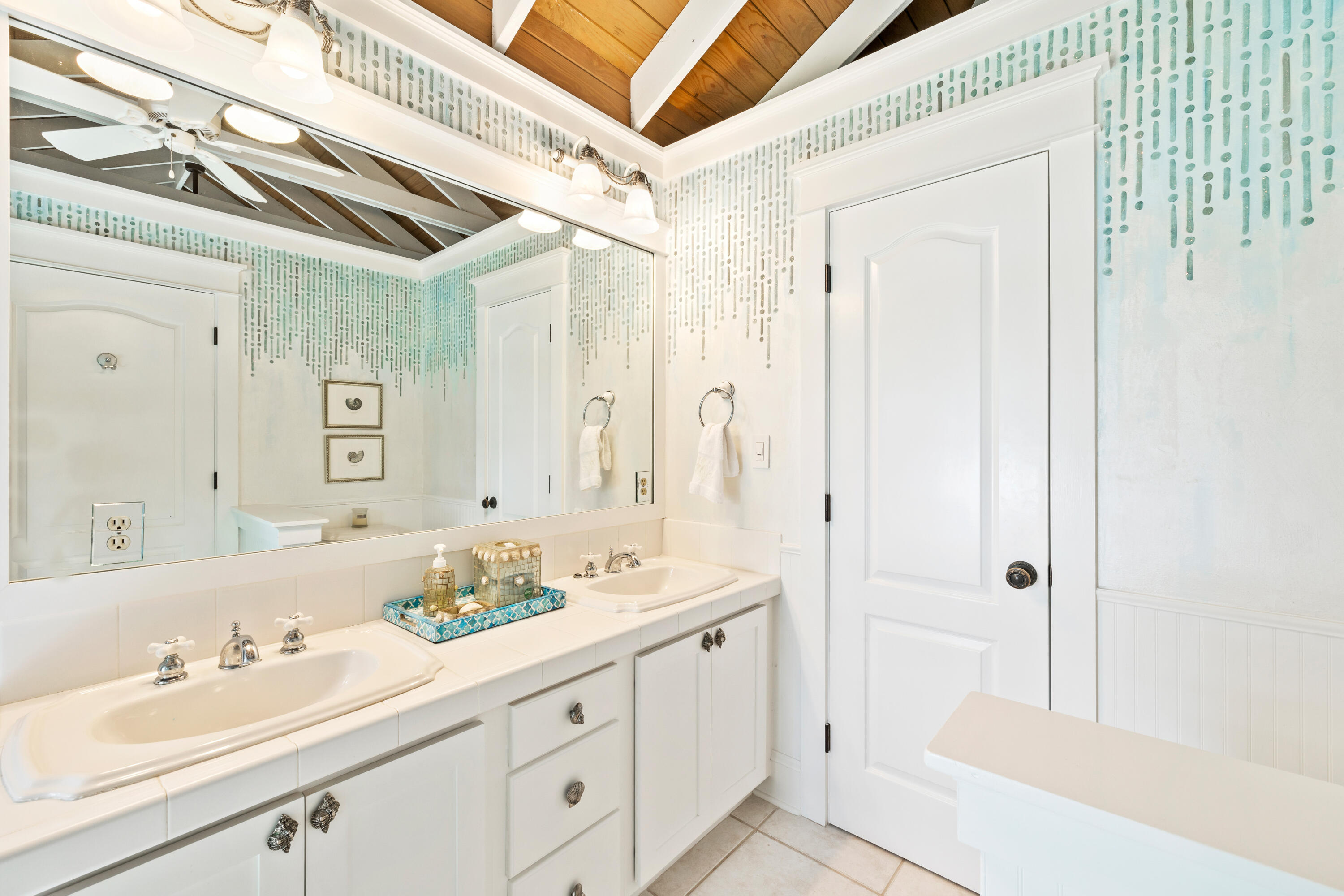 MOORES LANDING - Residential