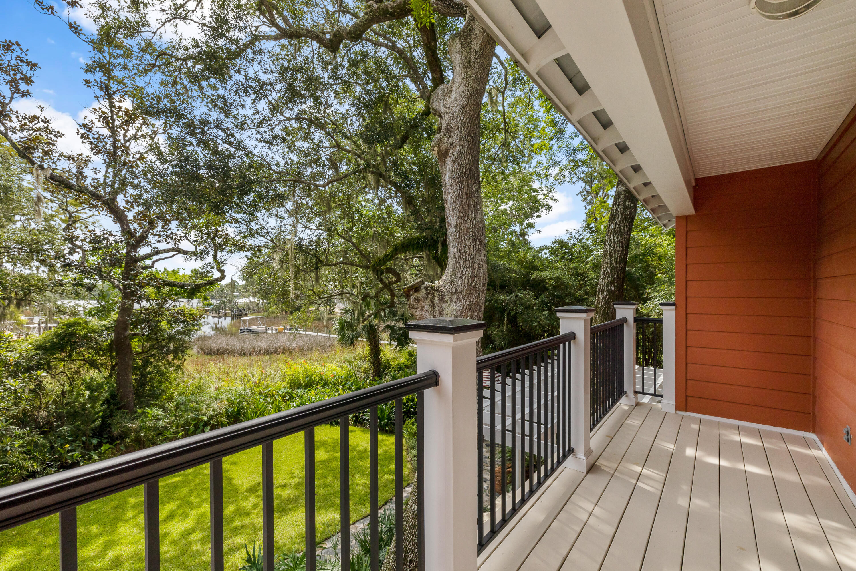 MOORES LANDING - Residential