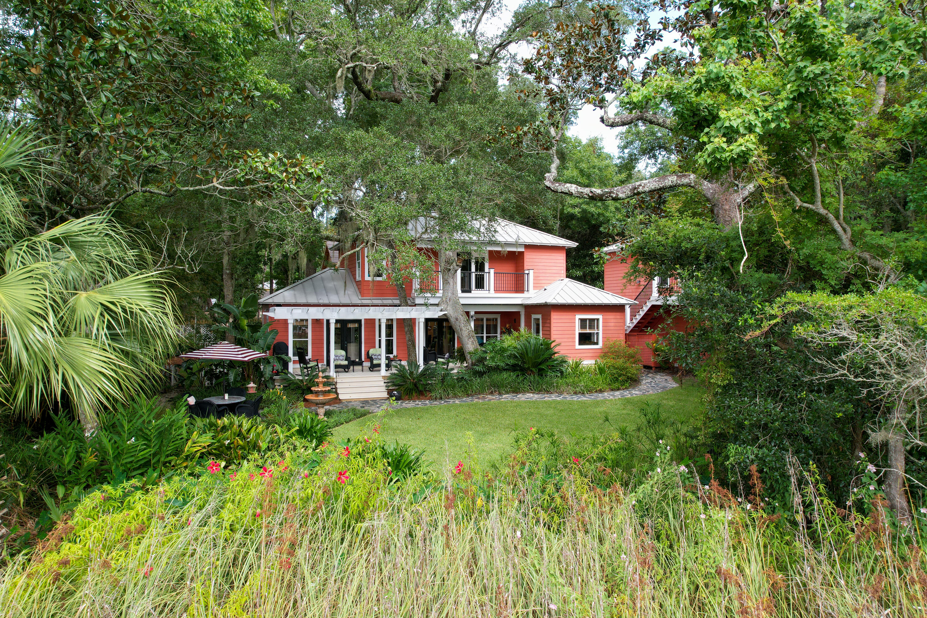 MOORES LANDING - Residential