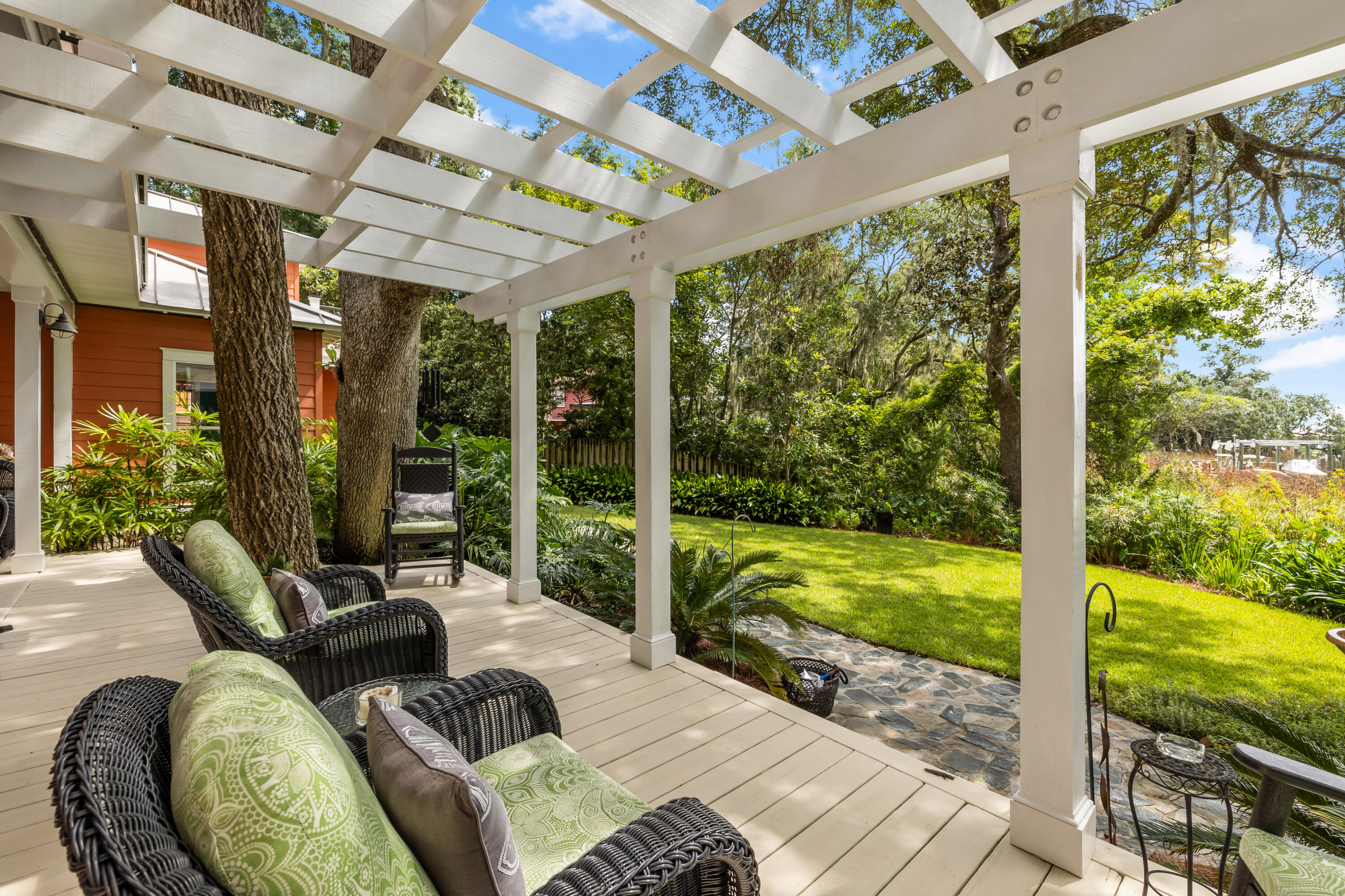 MOORES LANDING - Residential