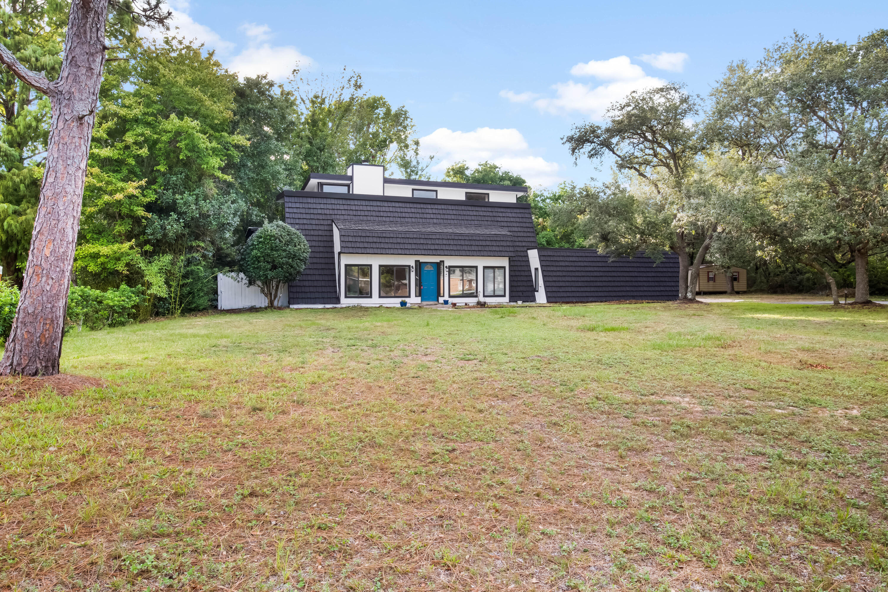 MAR-MAR ESTATES - Residential