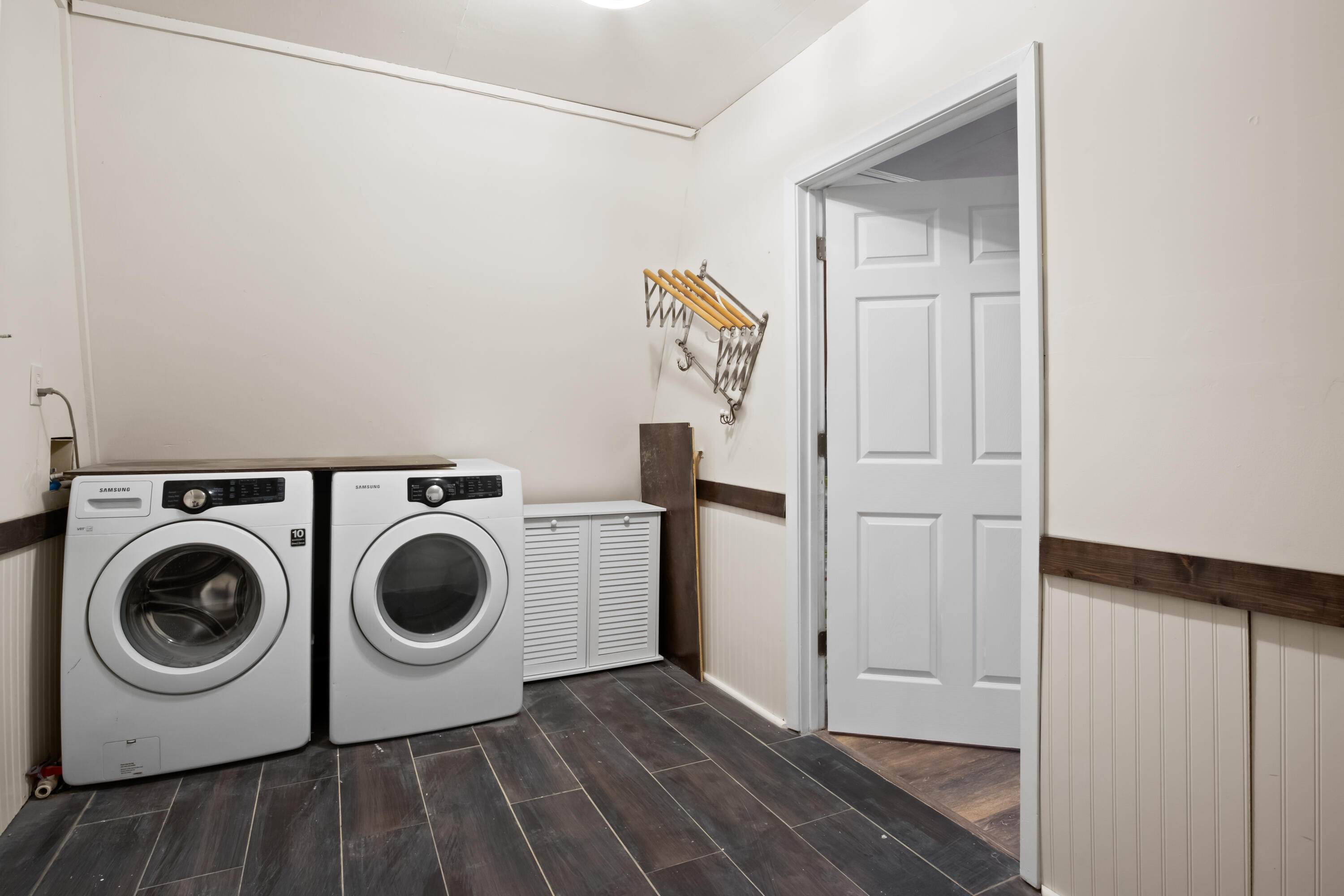 MAR-MAR ESTATES - Residential