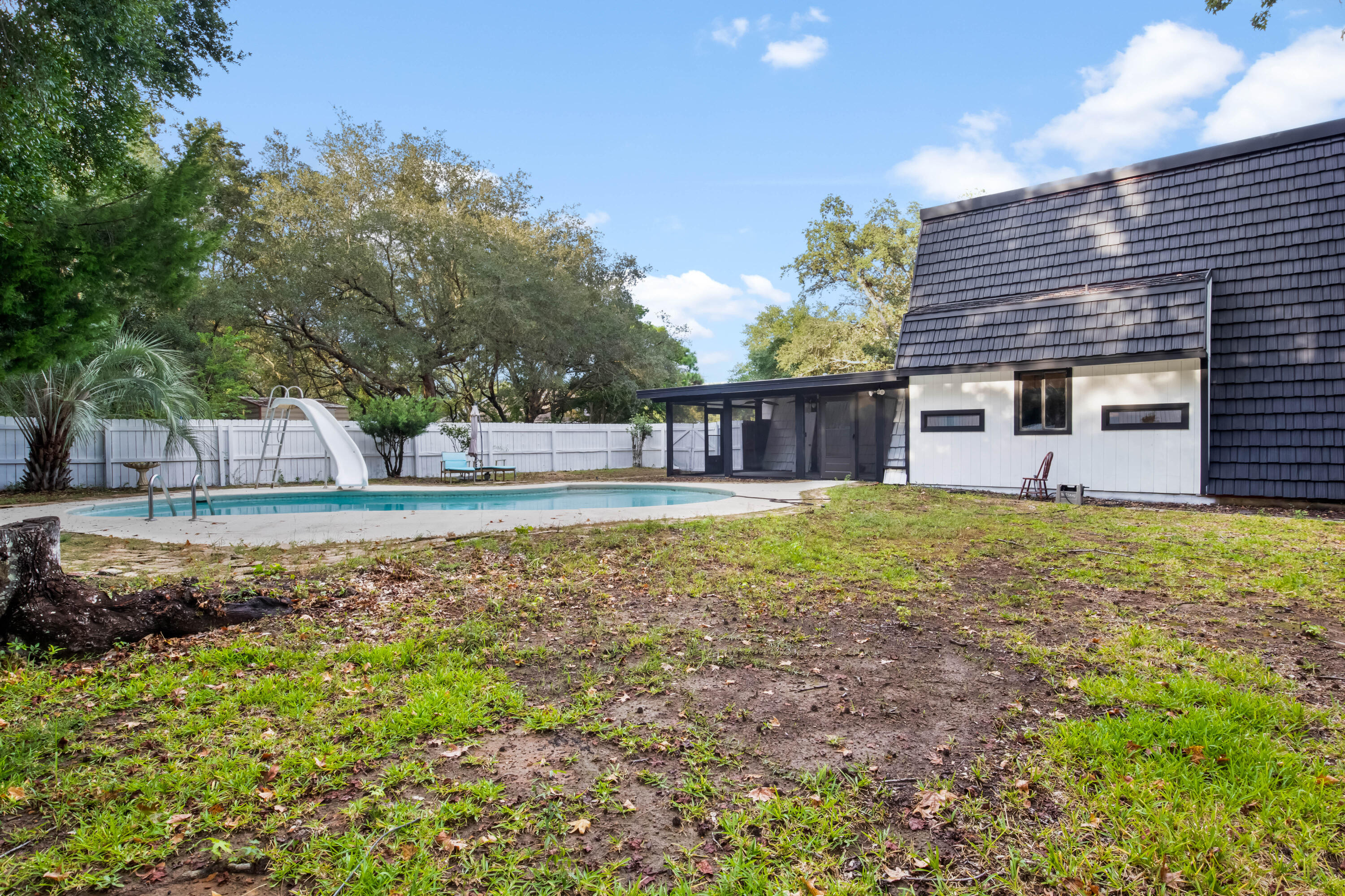 MAR-MAR ESTATES - Residential