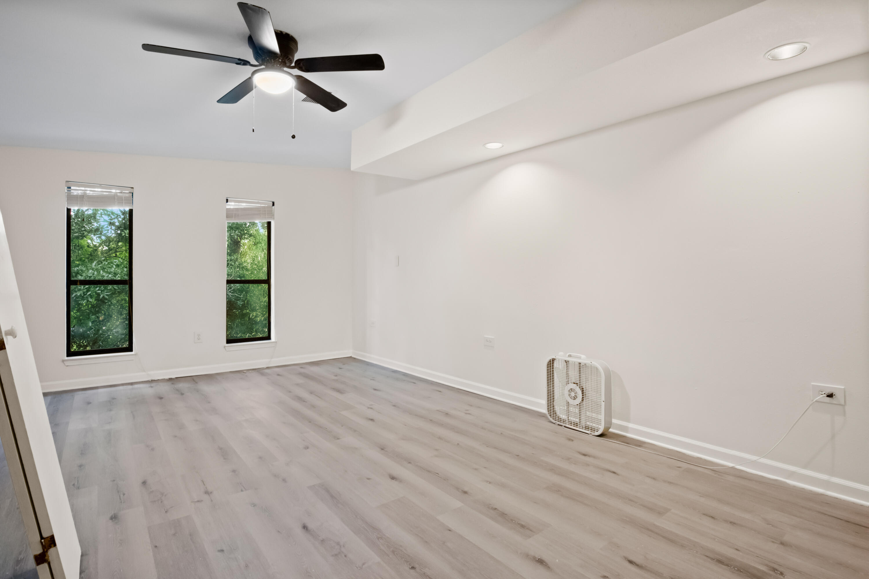 MAR-MAR ESTATES - Residential