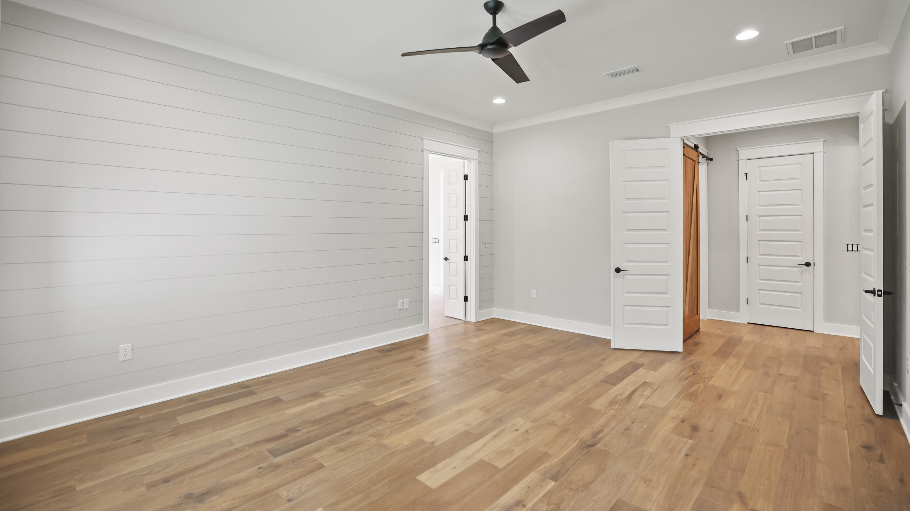 HUNTERS RUN S/D - Residential