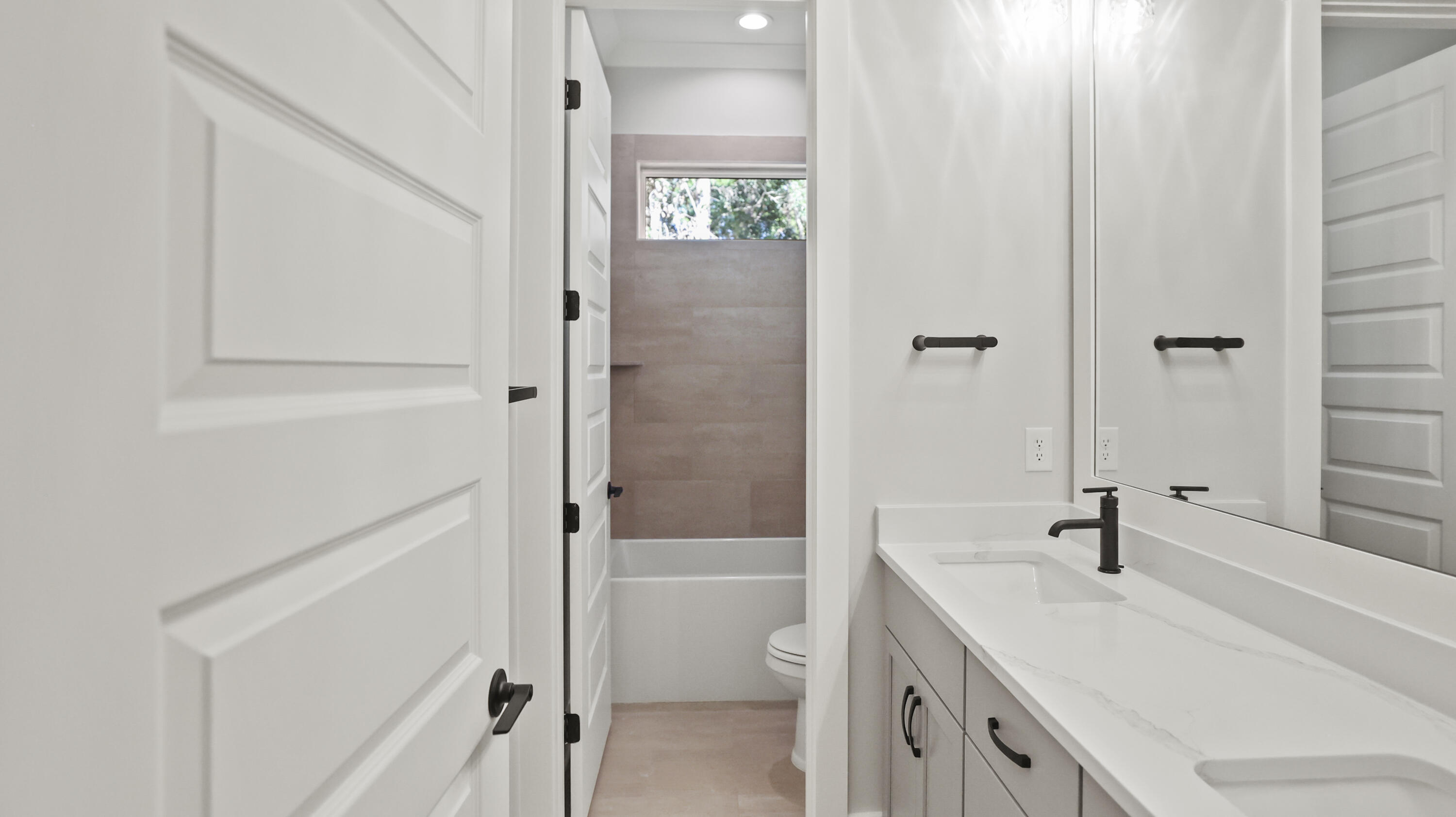 HUNTERS RUN S/D - Residential
