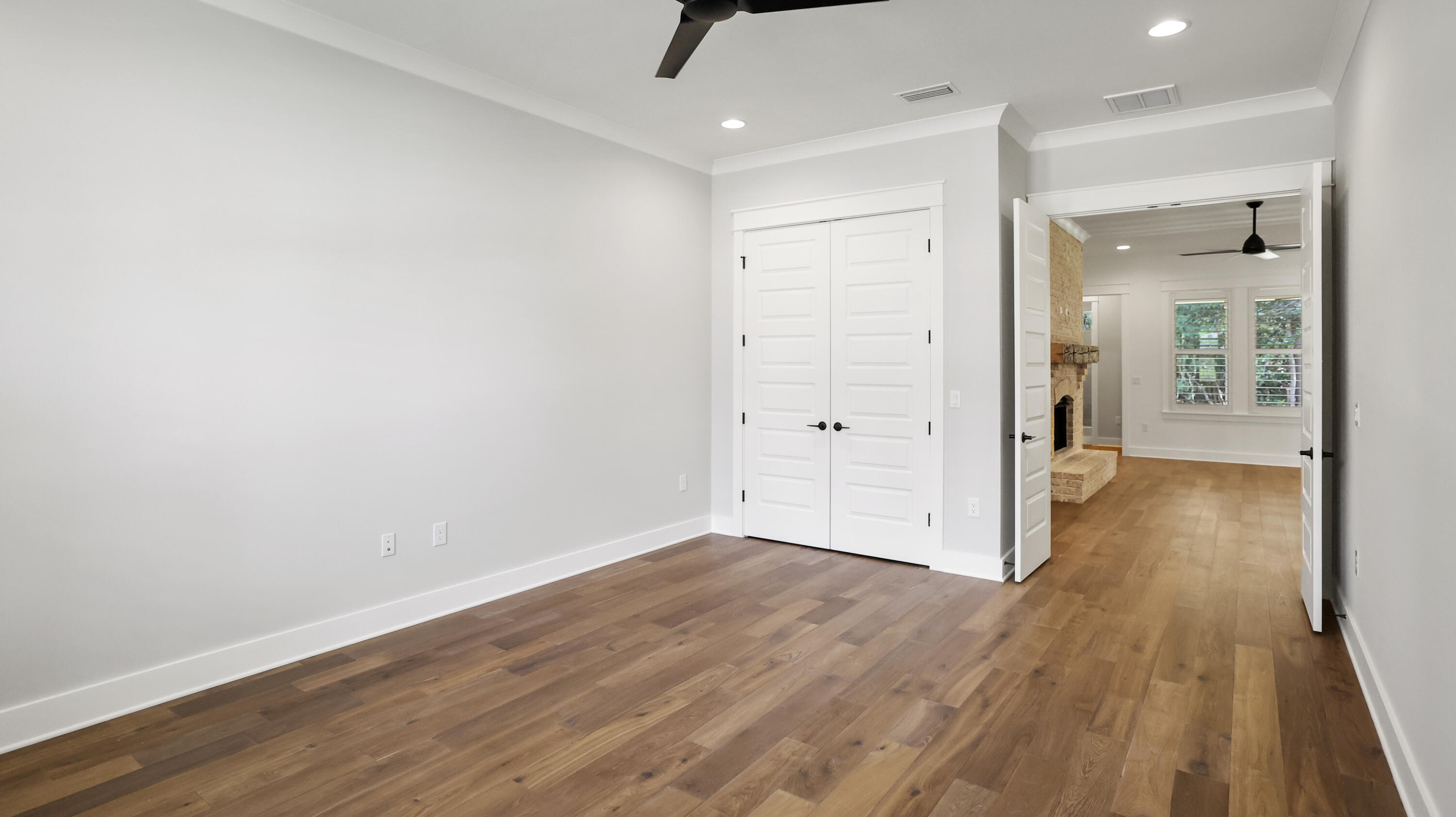 HUNTERS RUN S/D - Residential