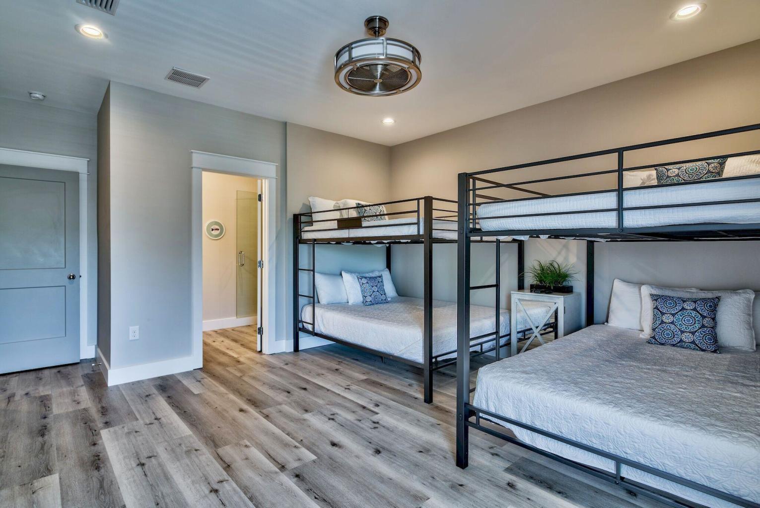 CRYSTAL BEACH - Residential