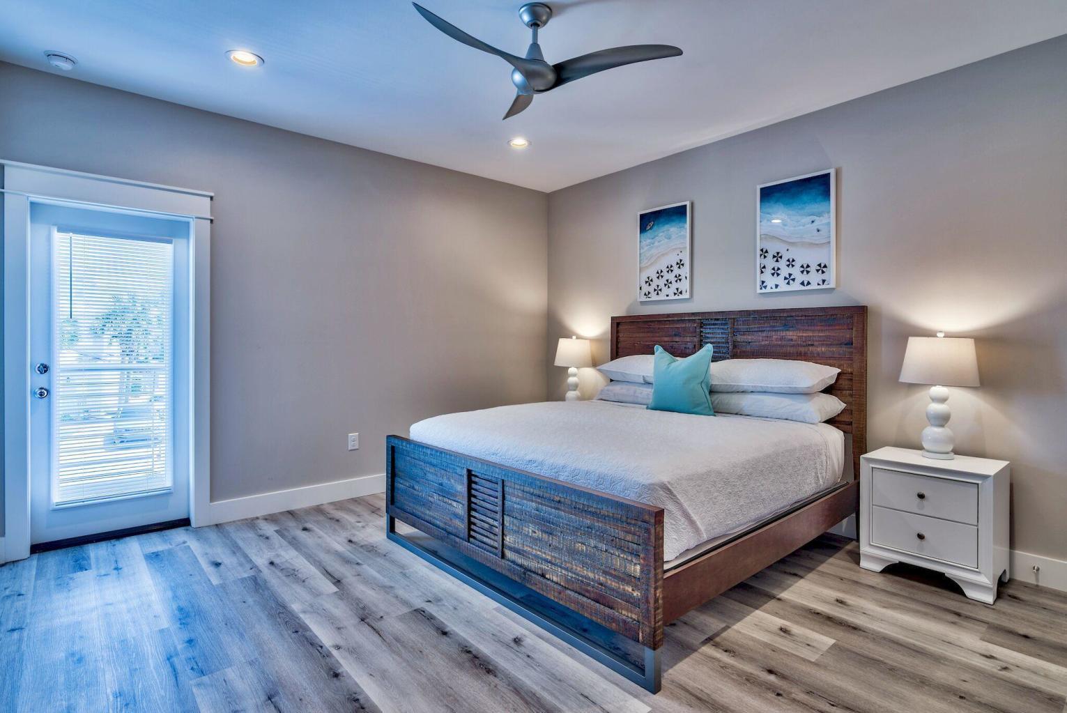 CRYSTAL BEACH - Residential