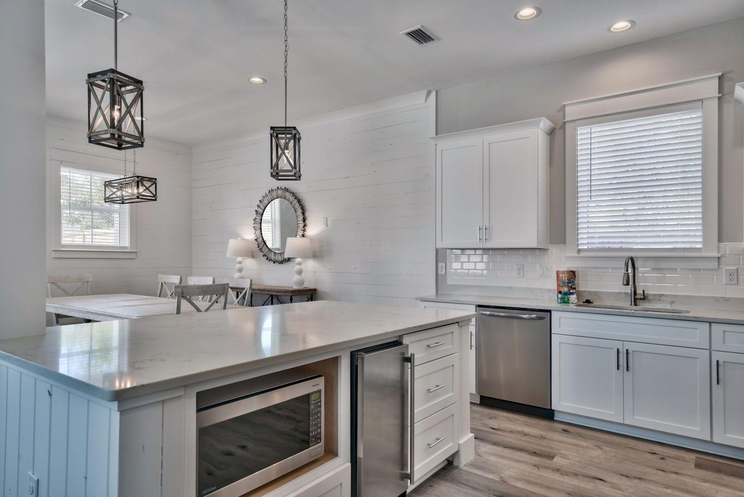 CRYSTAL BEACH - Residential