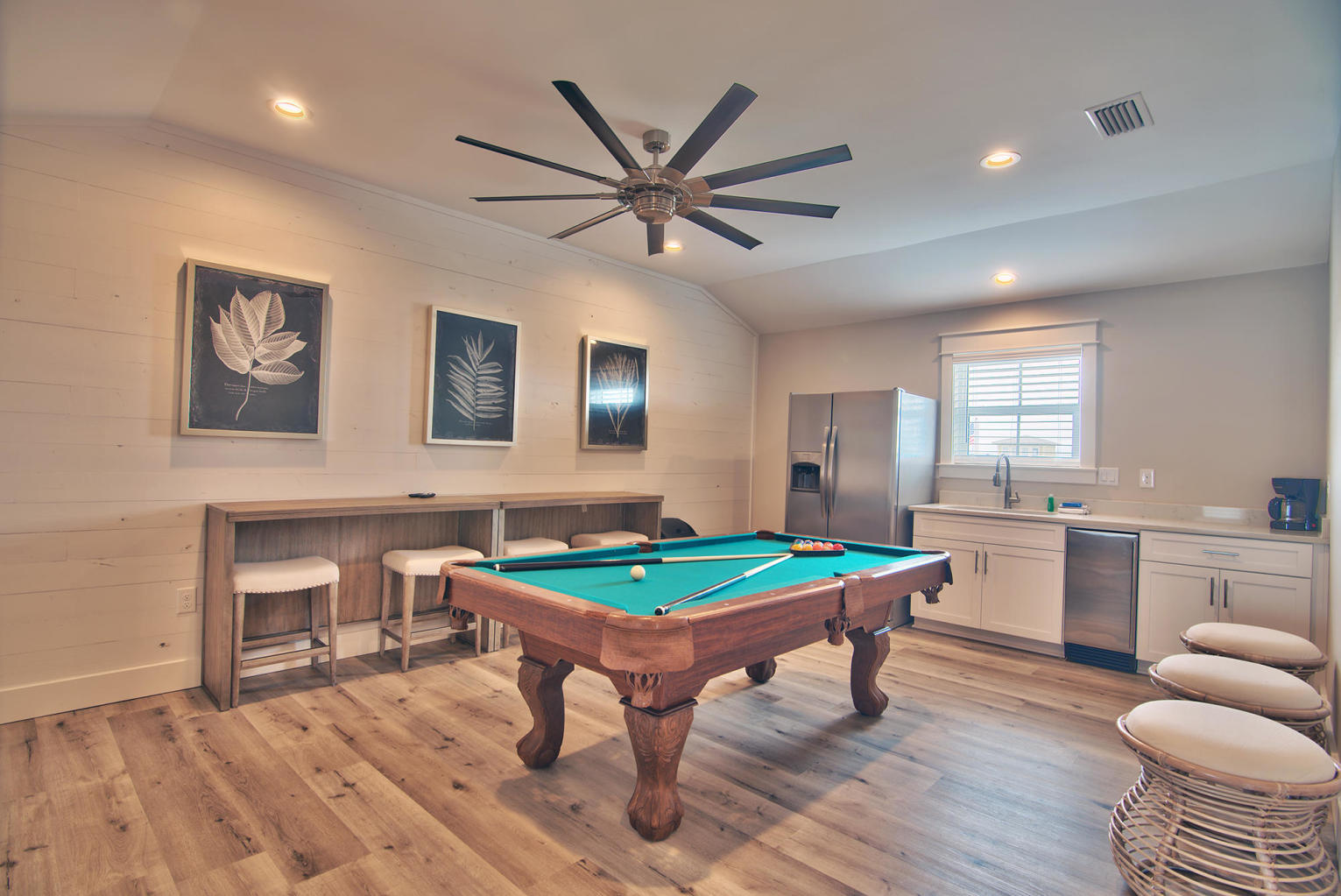 CRYSTAL BEACH - Residential