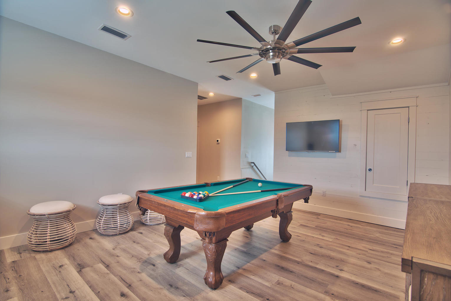 CRYSTAL BEACH - Residential