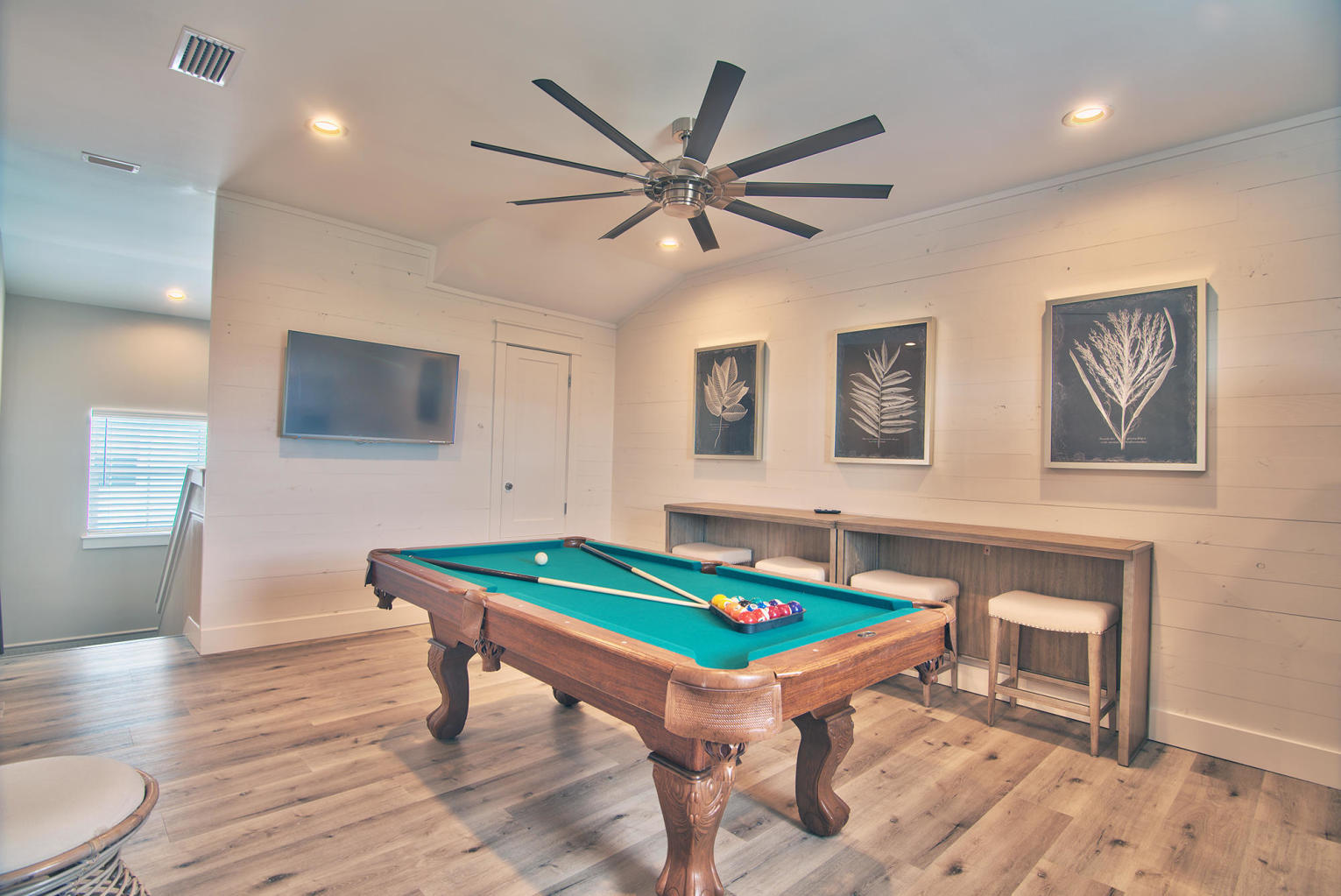 CRYSTAL BEACH - Residential