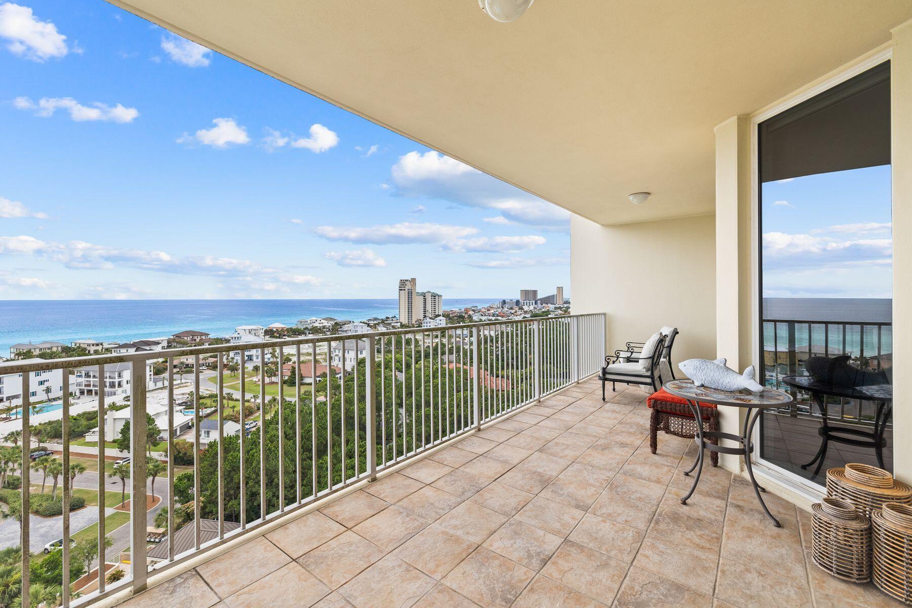 Panoramic views of the Gulf of Mexico are the hallmark of this 14th floor west side condominium.