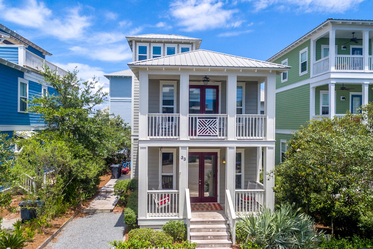 SUMMER'S EDGE - Residential