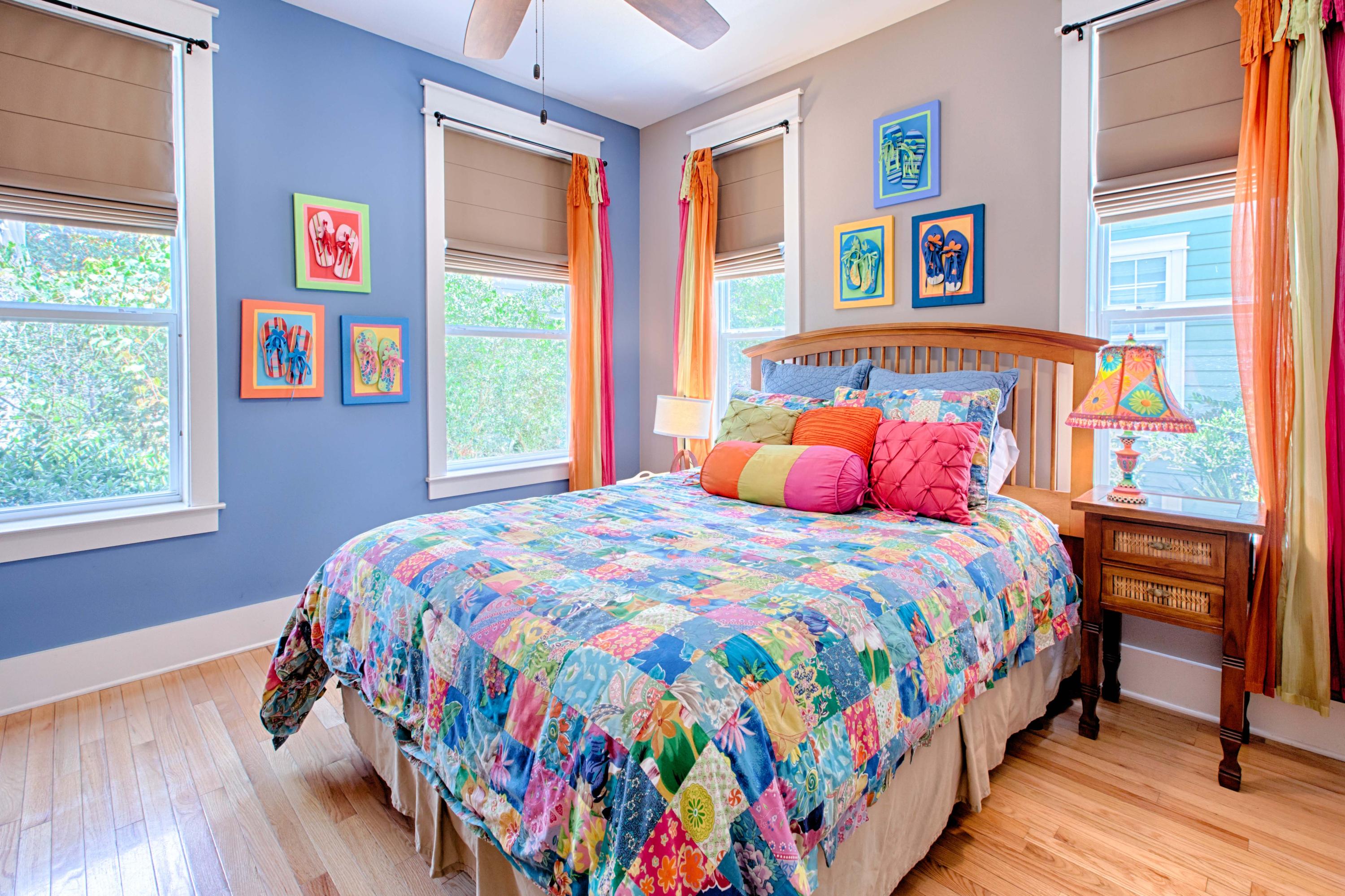 SUMMER'S EDGE - Residential