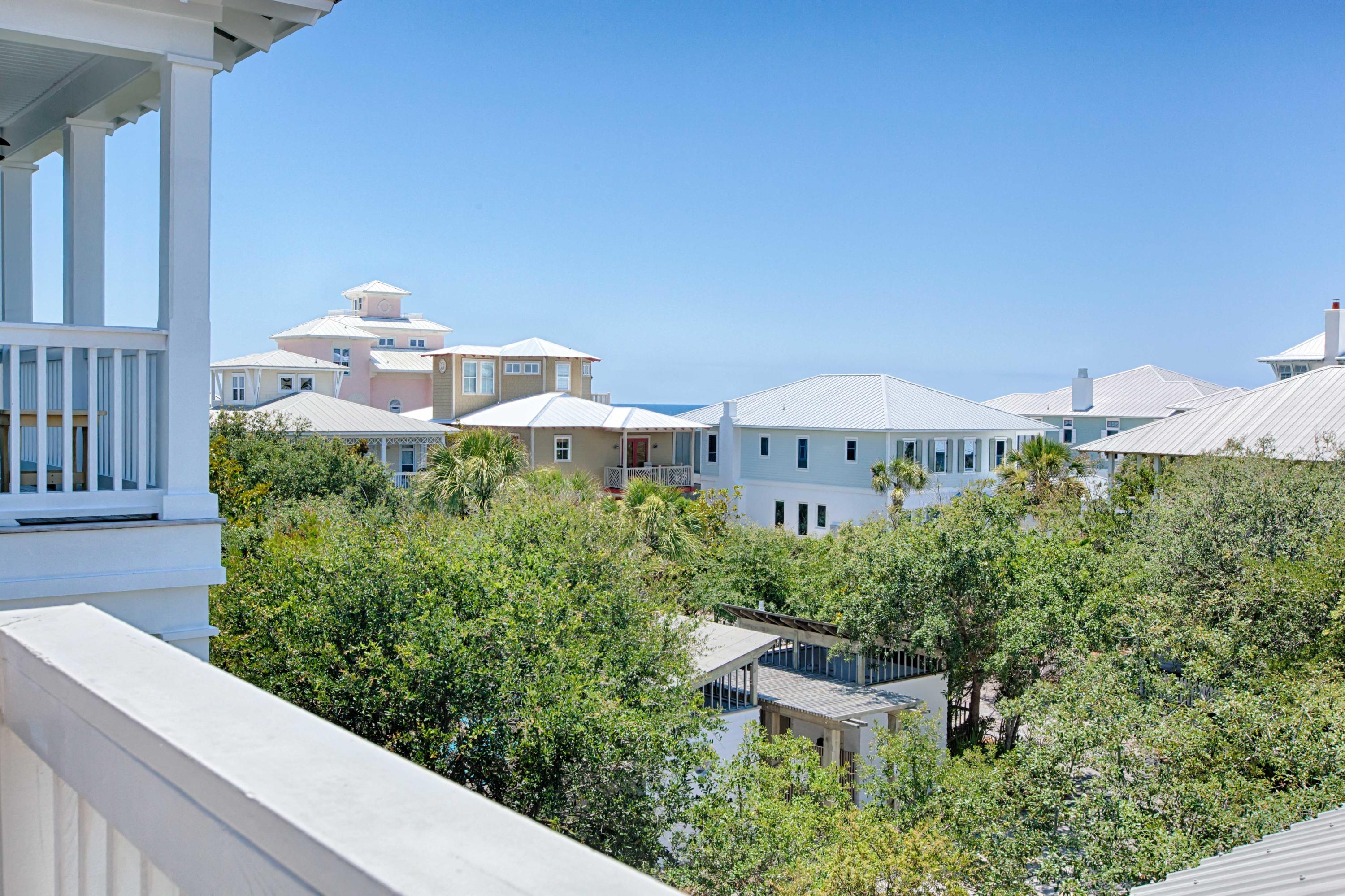 SUMMER'S EDGE - Residential