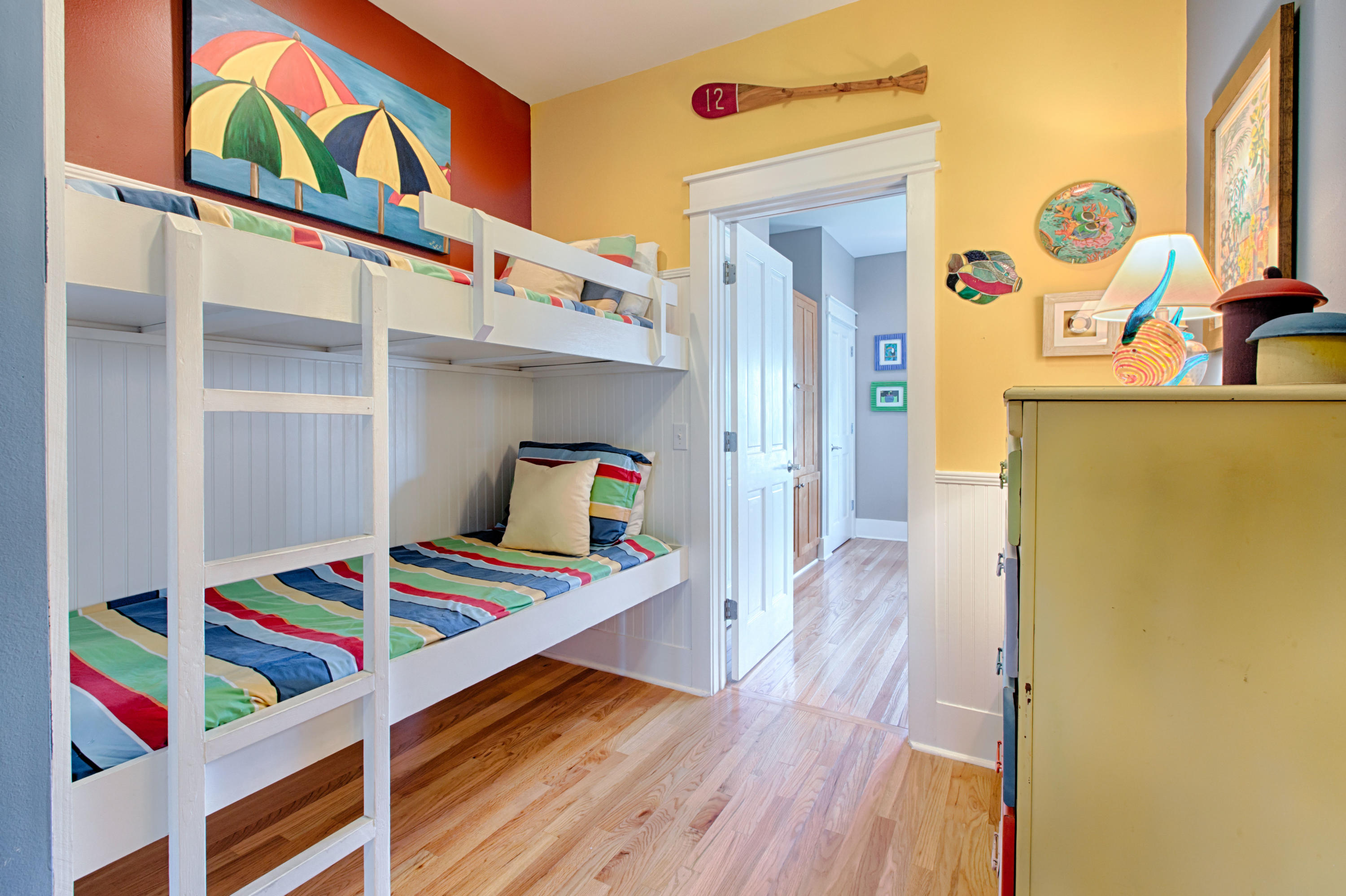 SUMMER'S EDGE - Residential