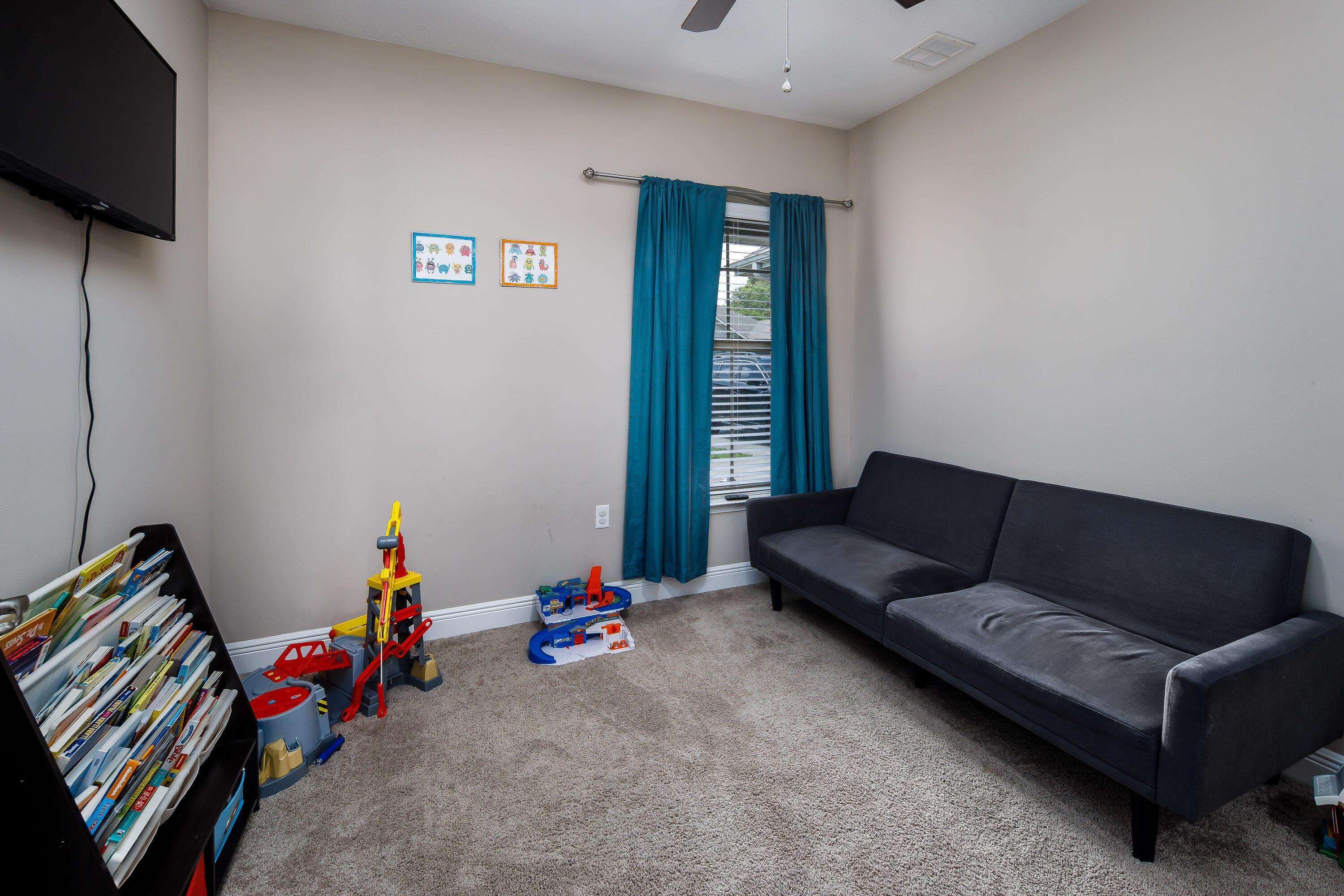 MAJESTIC OAKS - Residential