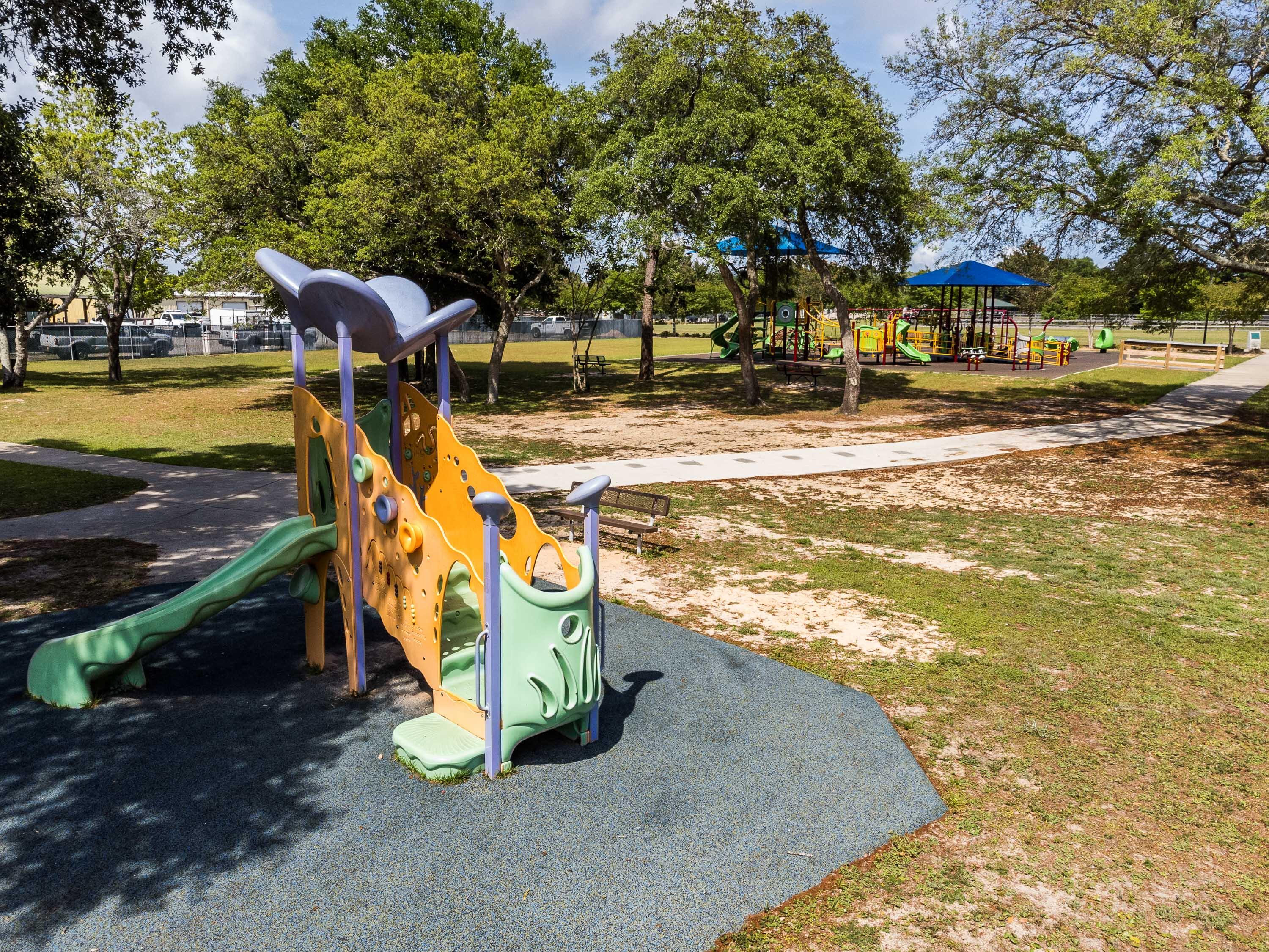 MAJESTIC OAKS - Residential