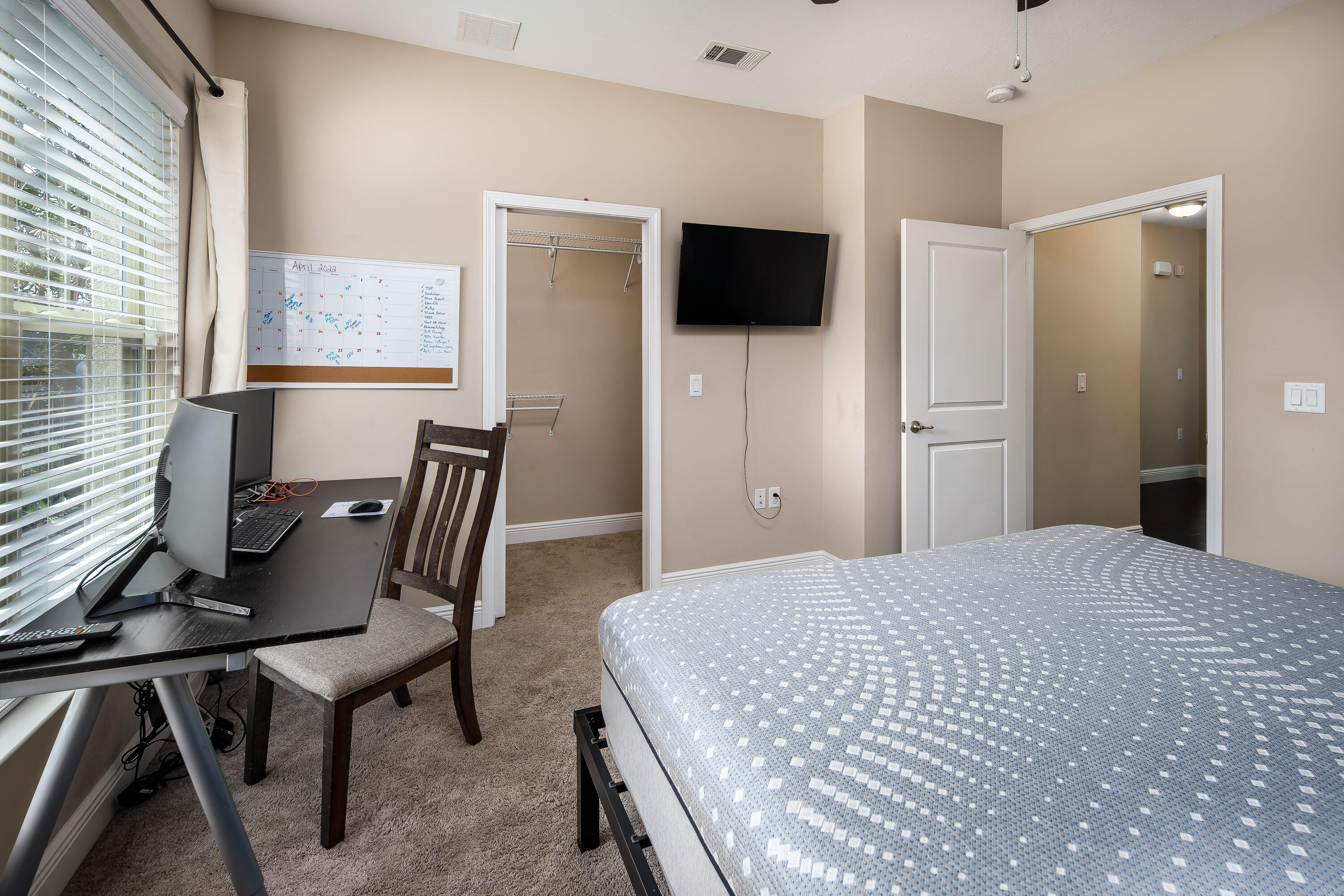 MAJESTIC OAKS - Residential