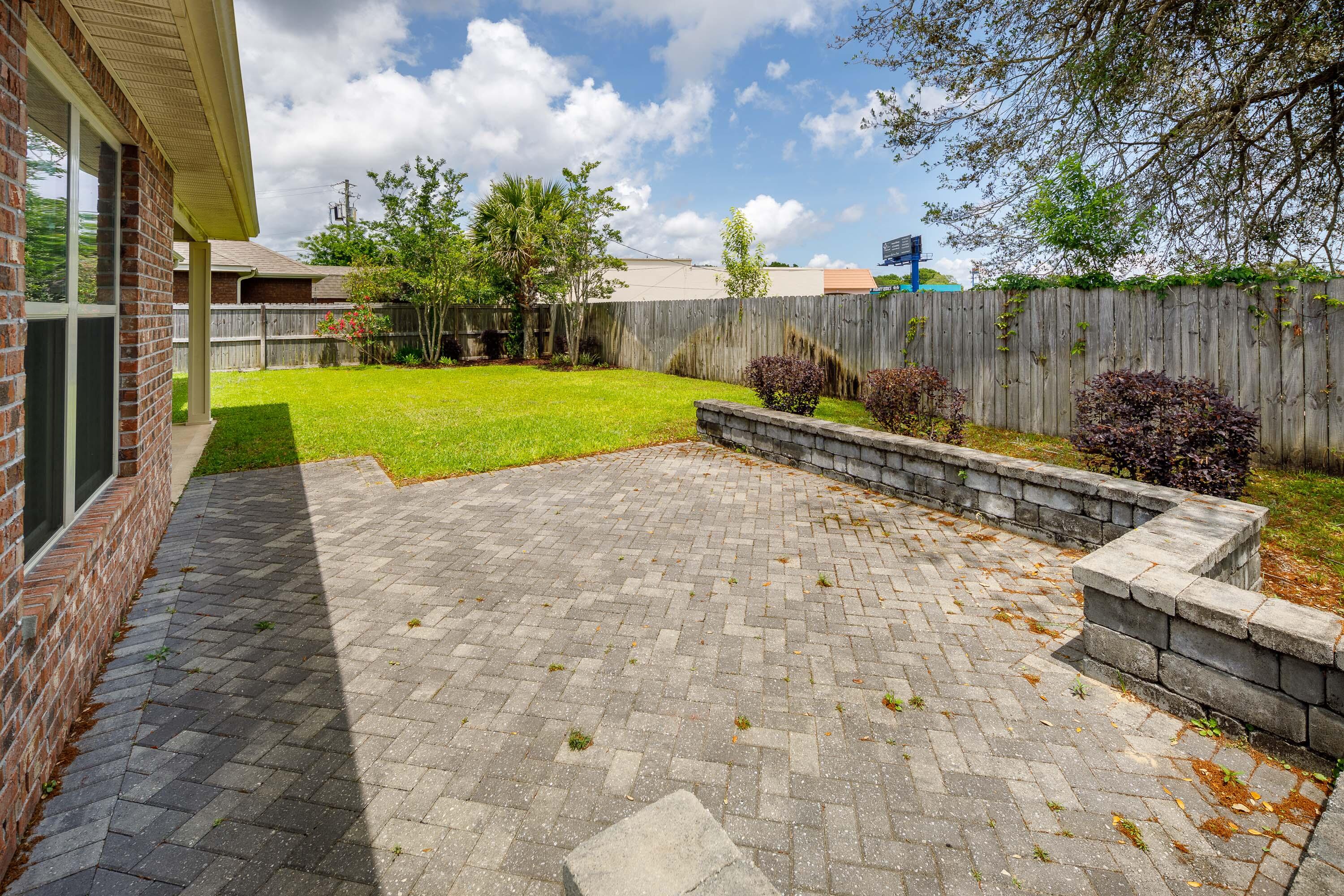 MAJESTIC OAKS - Residential