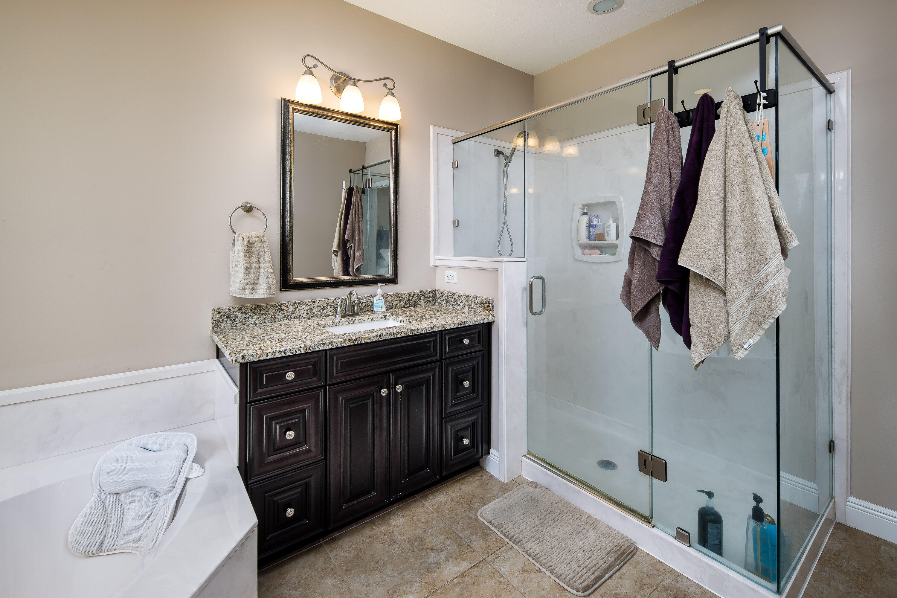 MAJESTIC OAKS - Residential